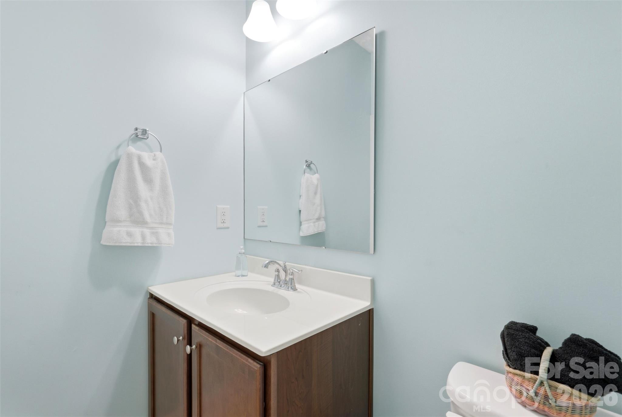 630 Kenway Loop Property Photo 23