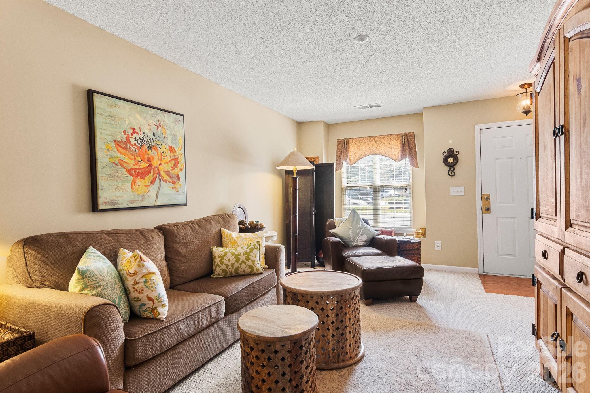 11549 Retriever Way Property Photo 2