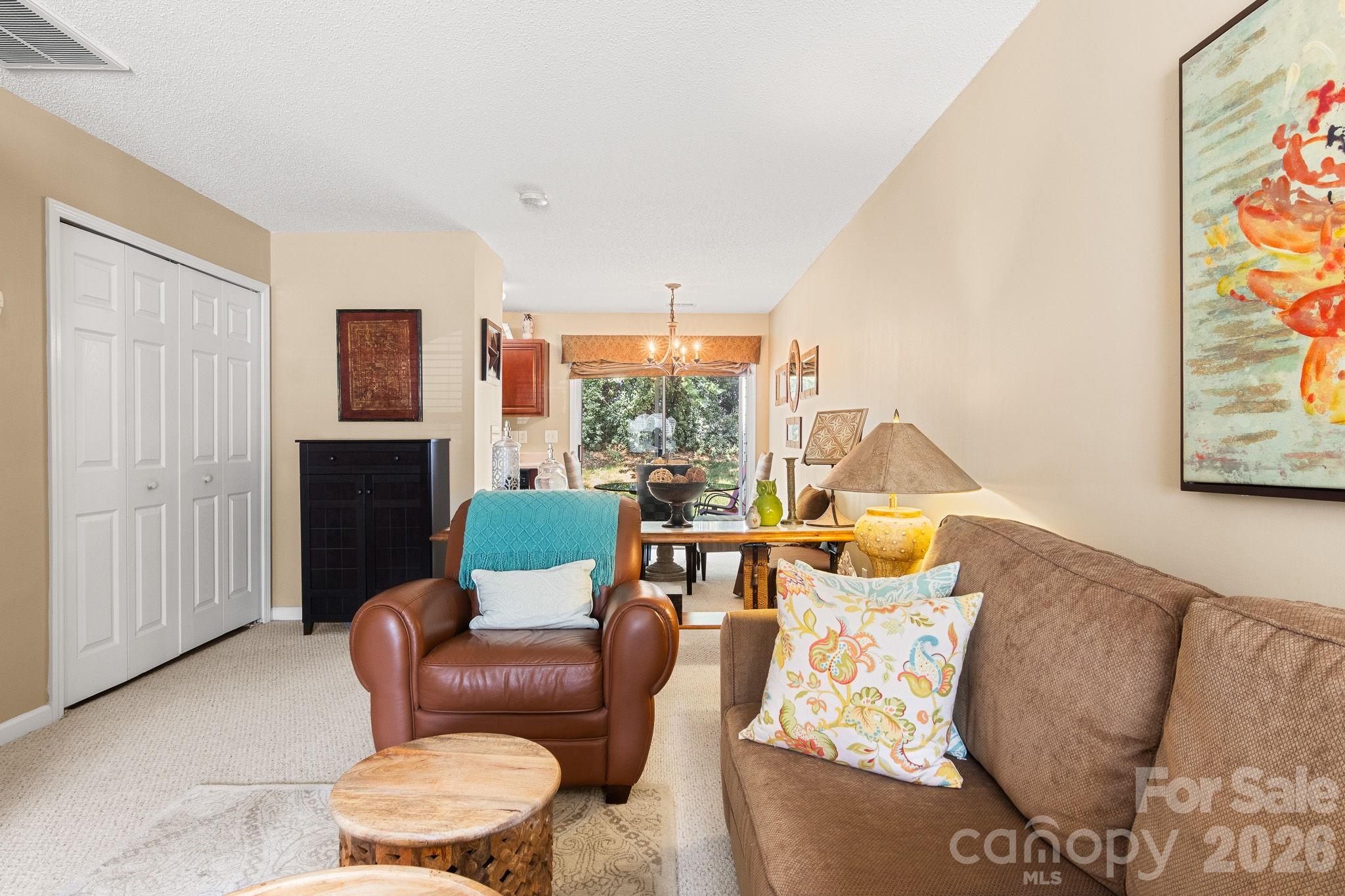 11549 Retriever Way Property Photo 6