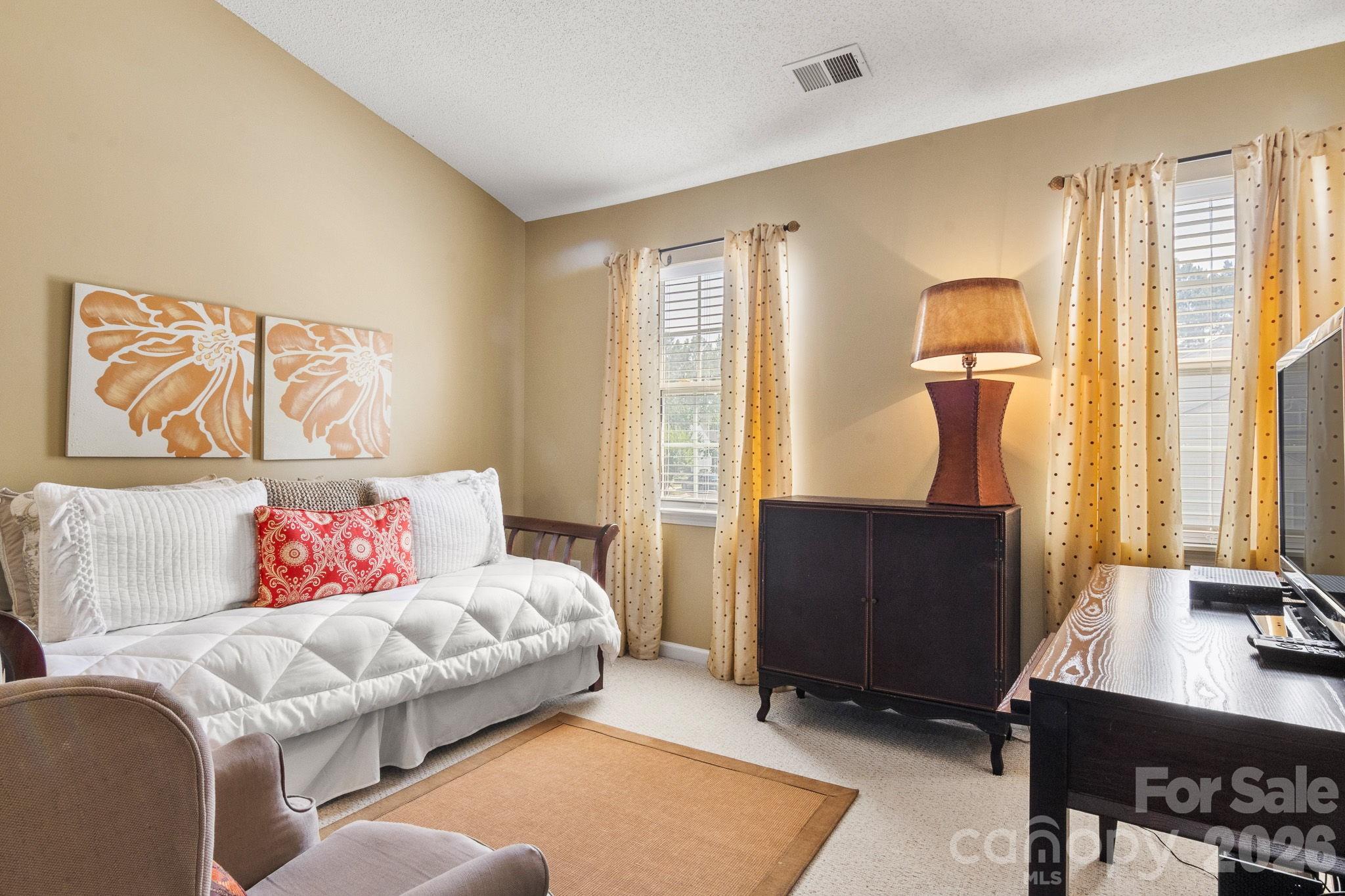 11549 Retriever Way Property Photo 16