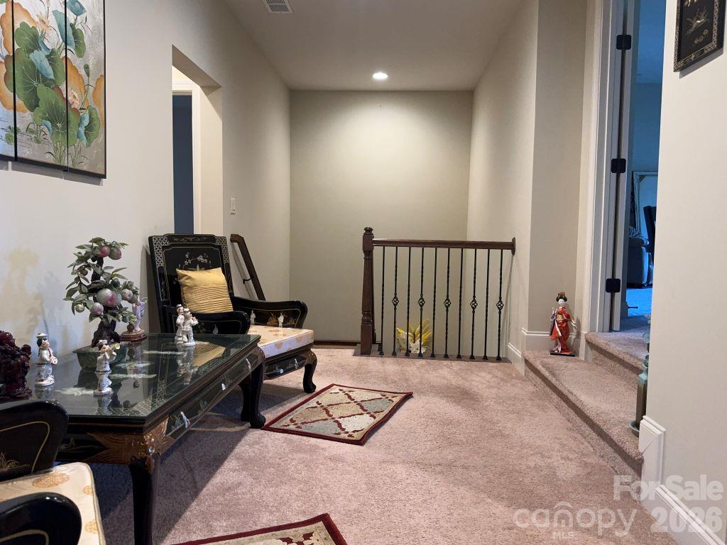 2001 Hampshire Court Property Photo 11