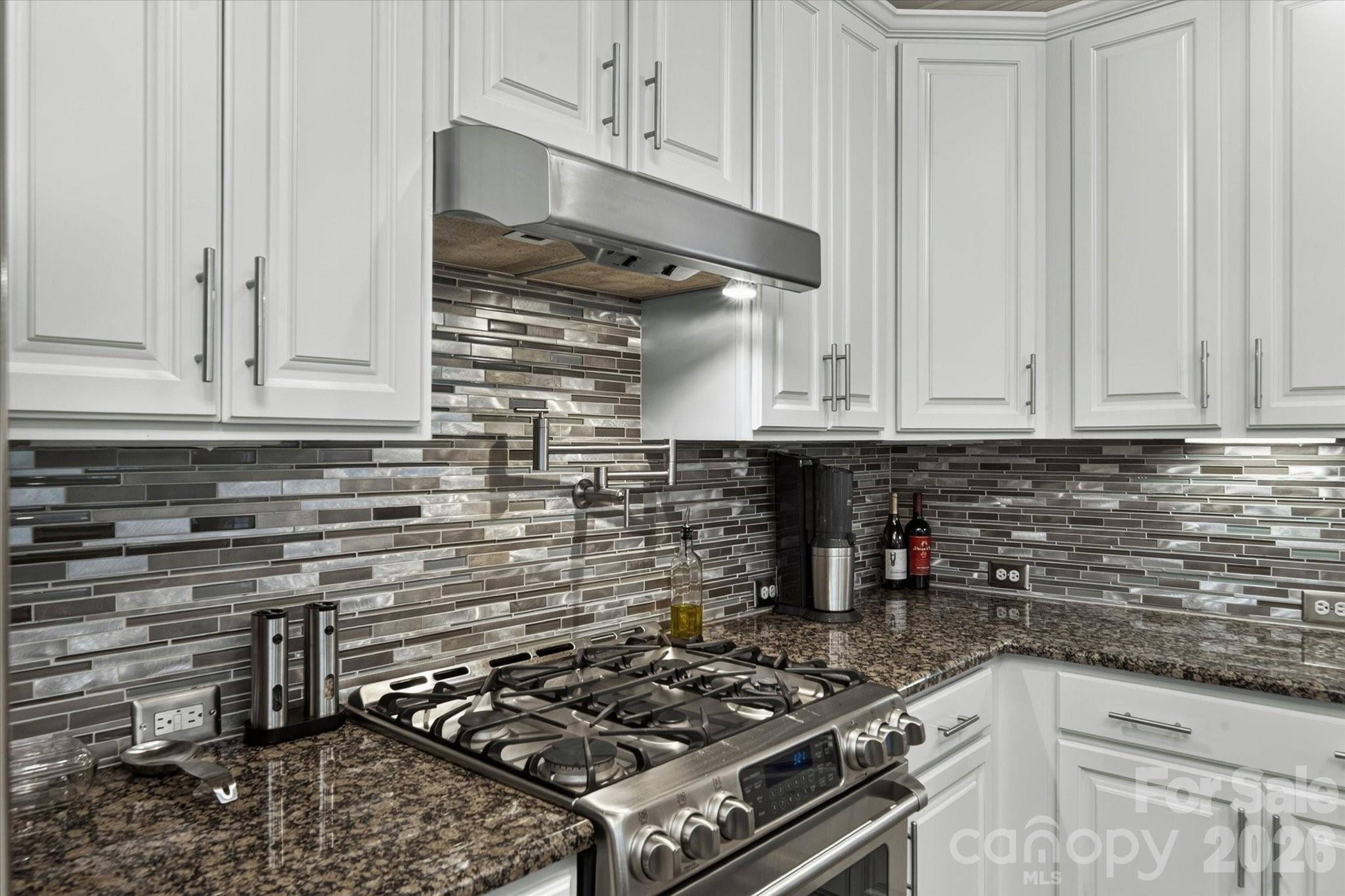 8801 Nellie Lane Property Photo 17