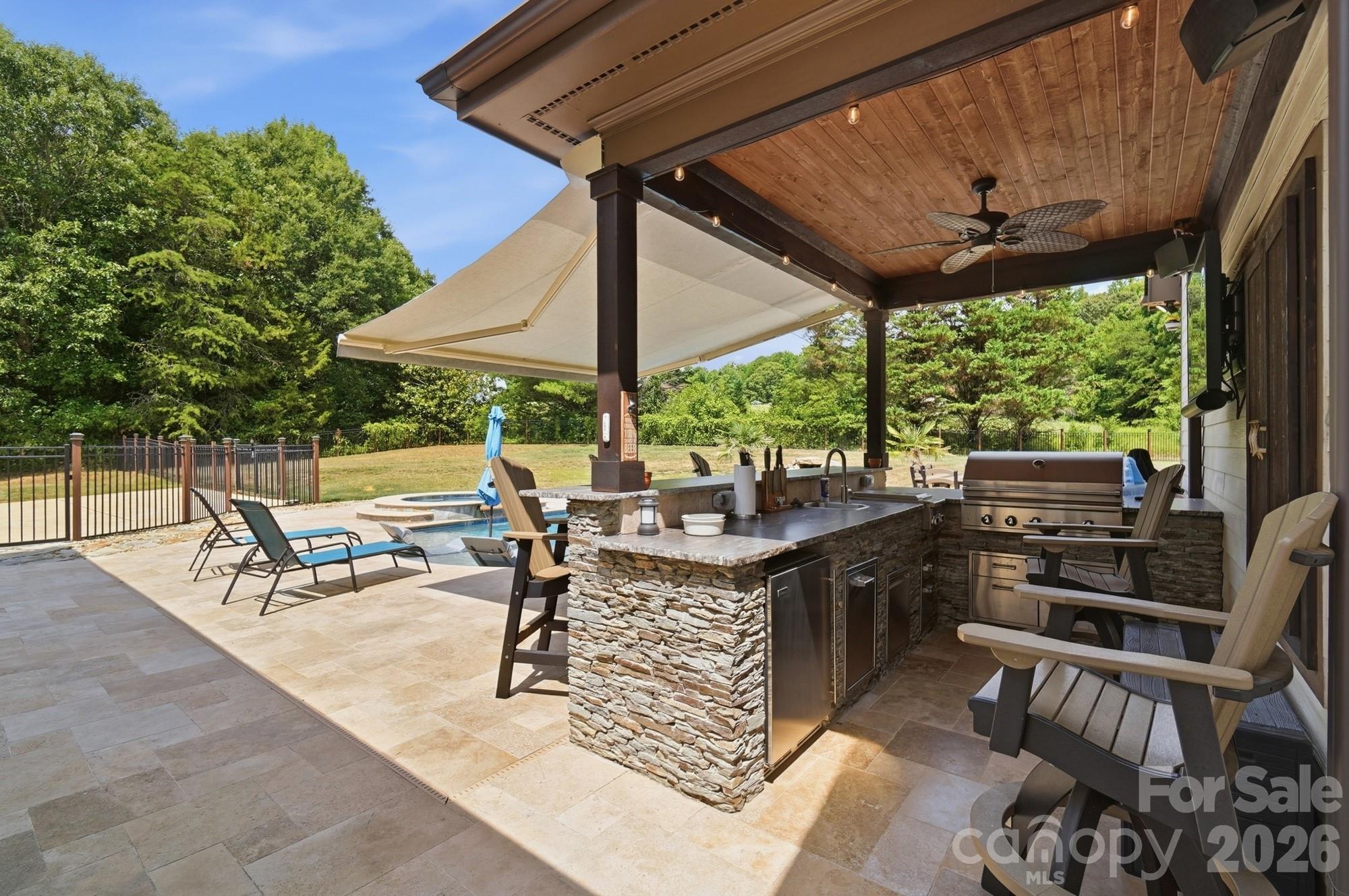 211 Winthrow Creek Road Property Photo 11
