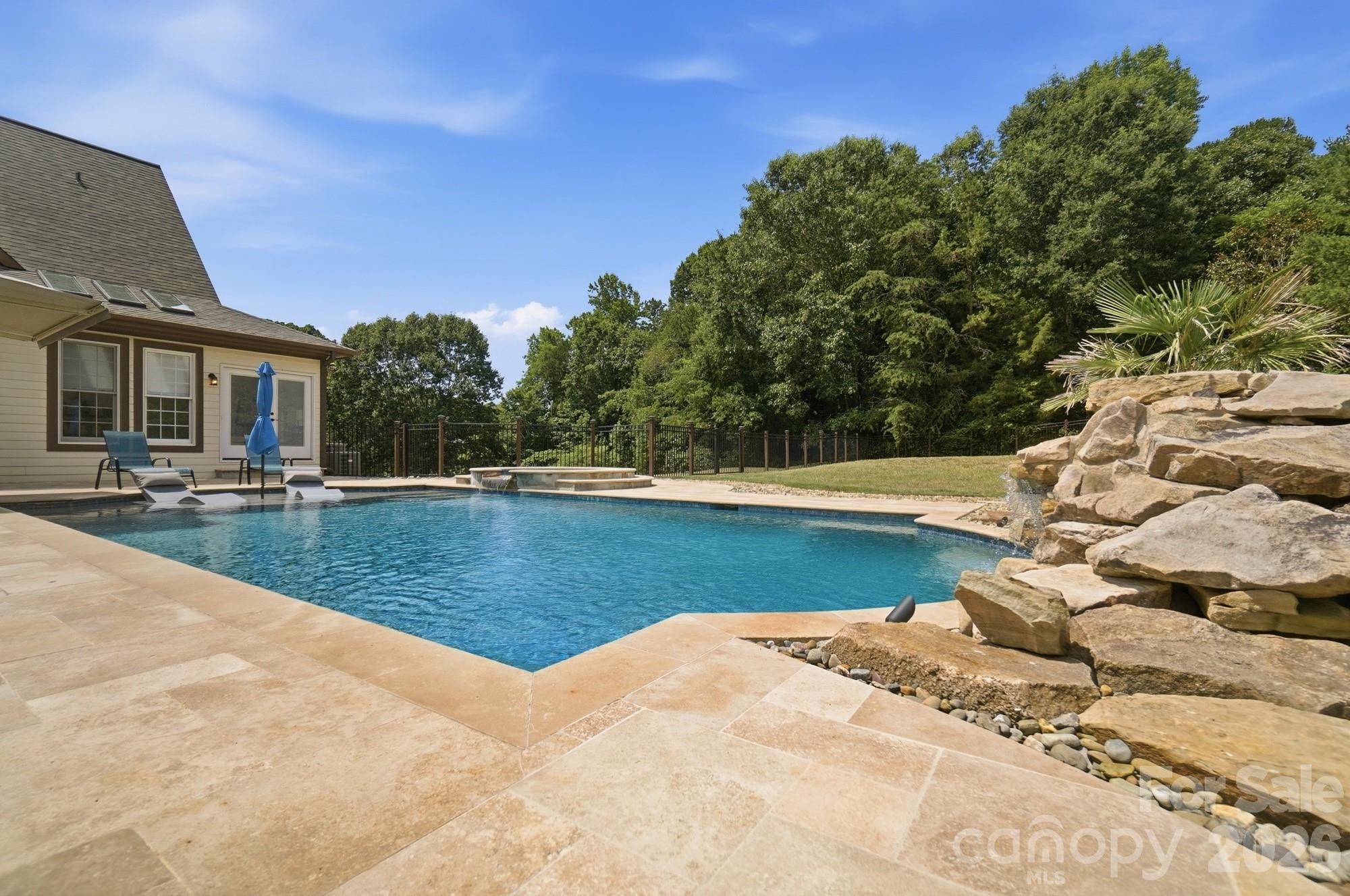211 Winthrow Creek Road Property Photo 13