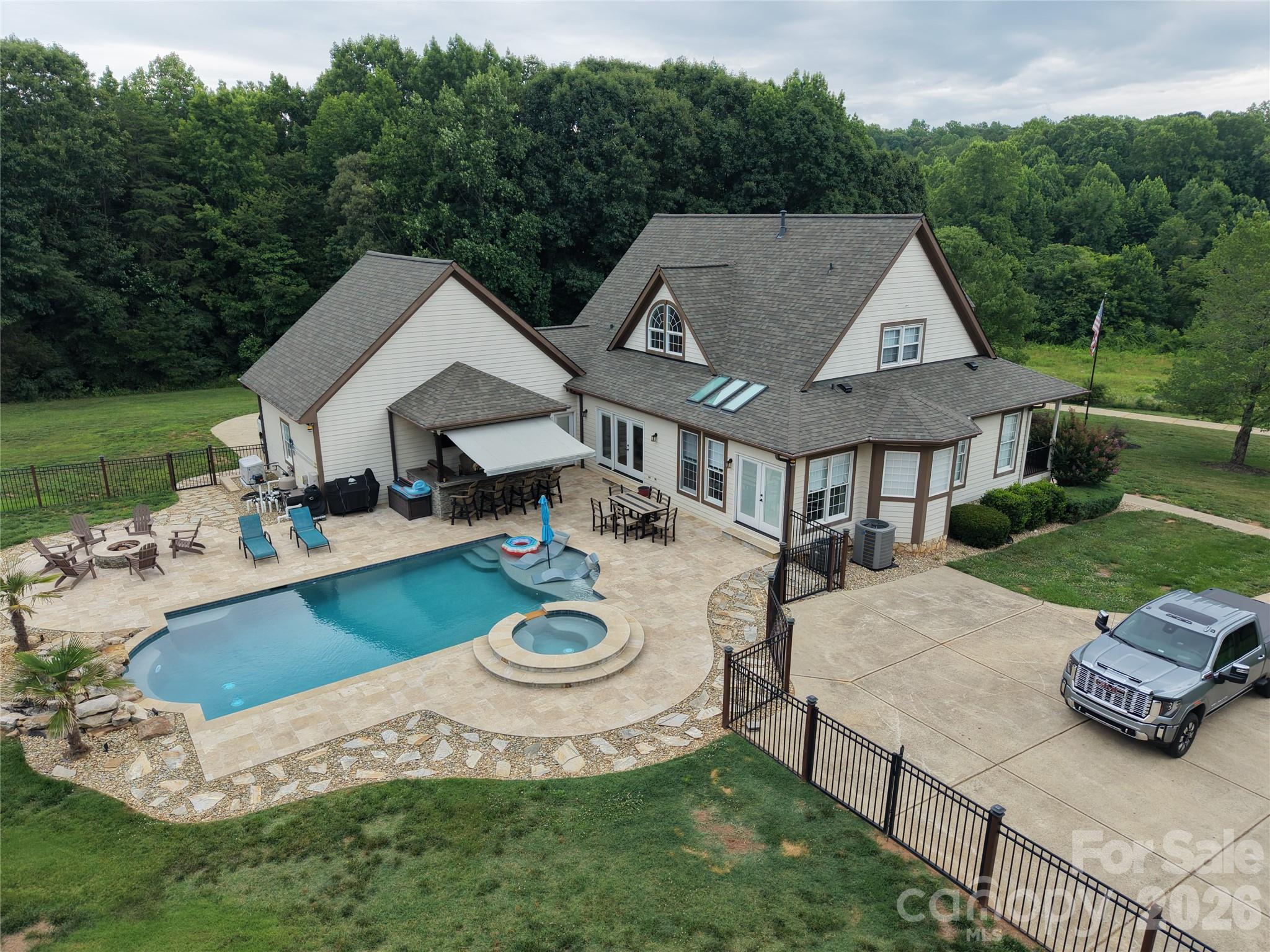 211 Winthrow Creek Road Property Photo 14