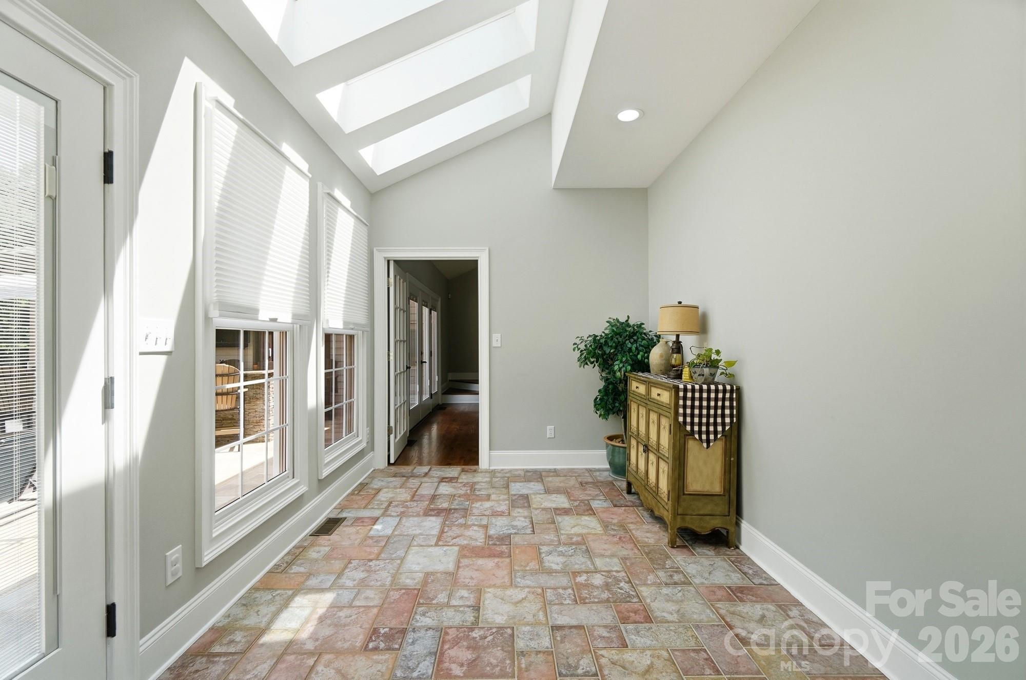 211 Winthrow Creek Road Property Photo 21