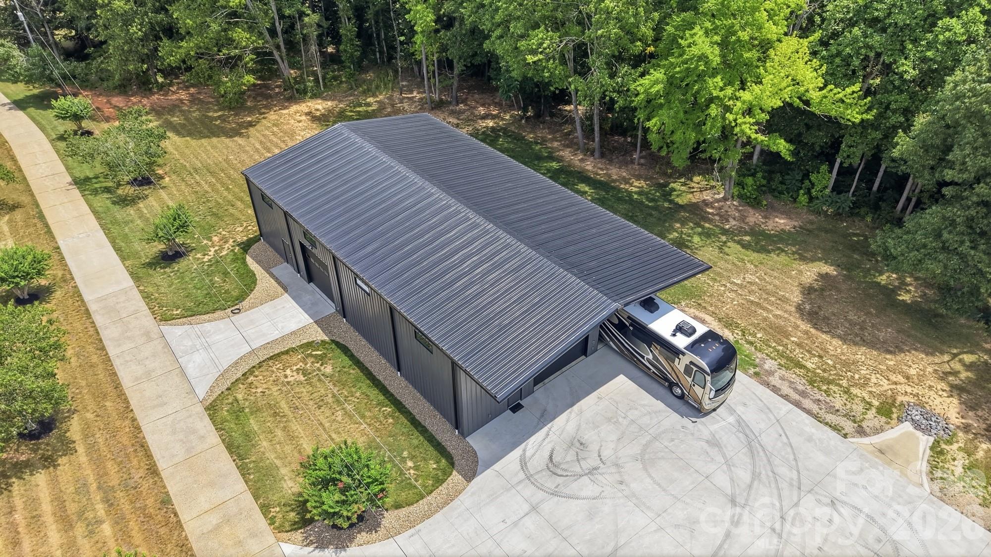 211 Winthrow Creek Road Property Photo 42