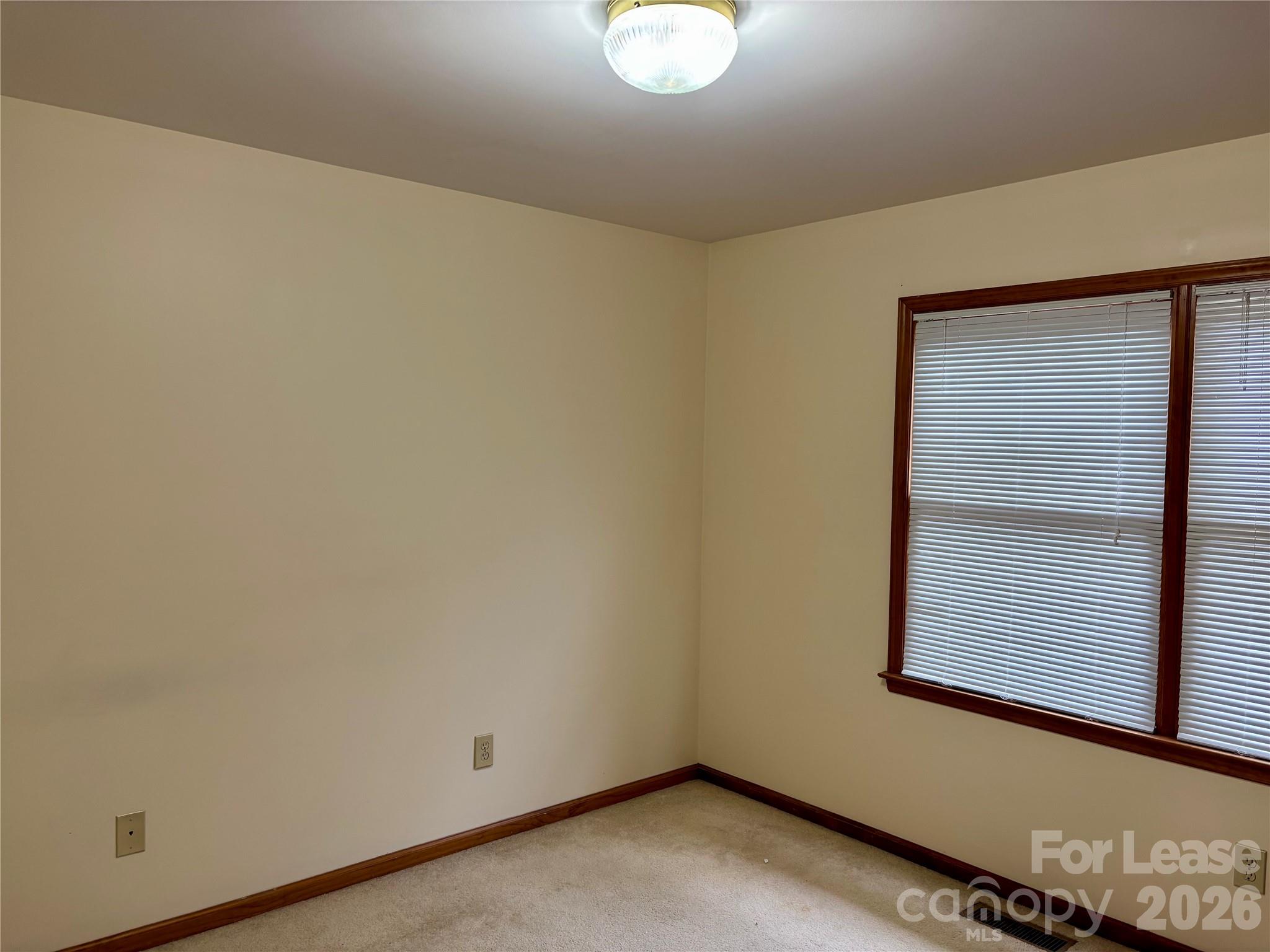 153 Hillcrest Drive Property Photo 7