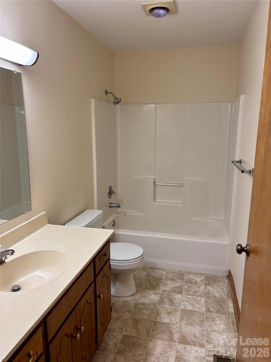 153 Hillcrest Drive Property Photo 8