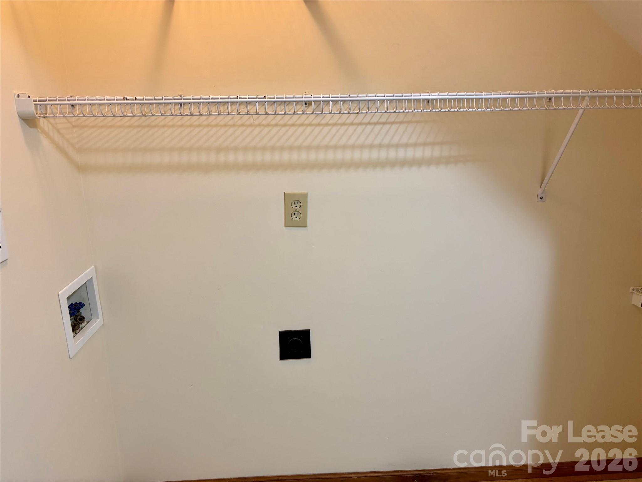 153 Hillcrest Drive Property Photo 9