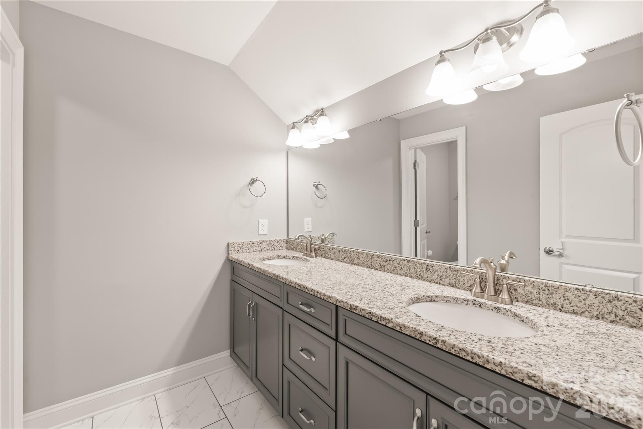 1808 Huntley Ridge Drive Property Photo 36