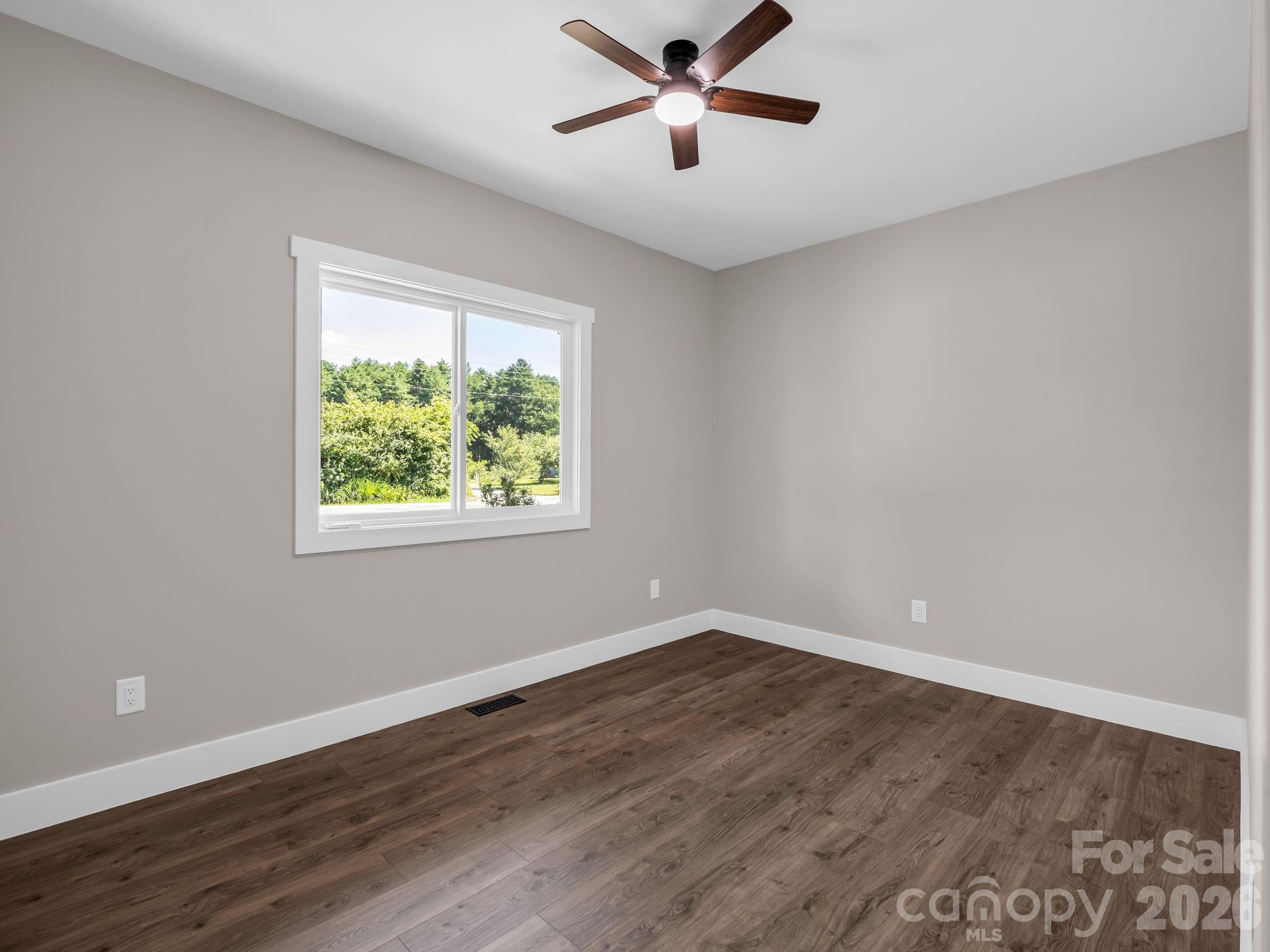 120 Grandview Lane Property Photo 34
