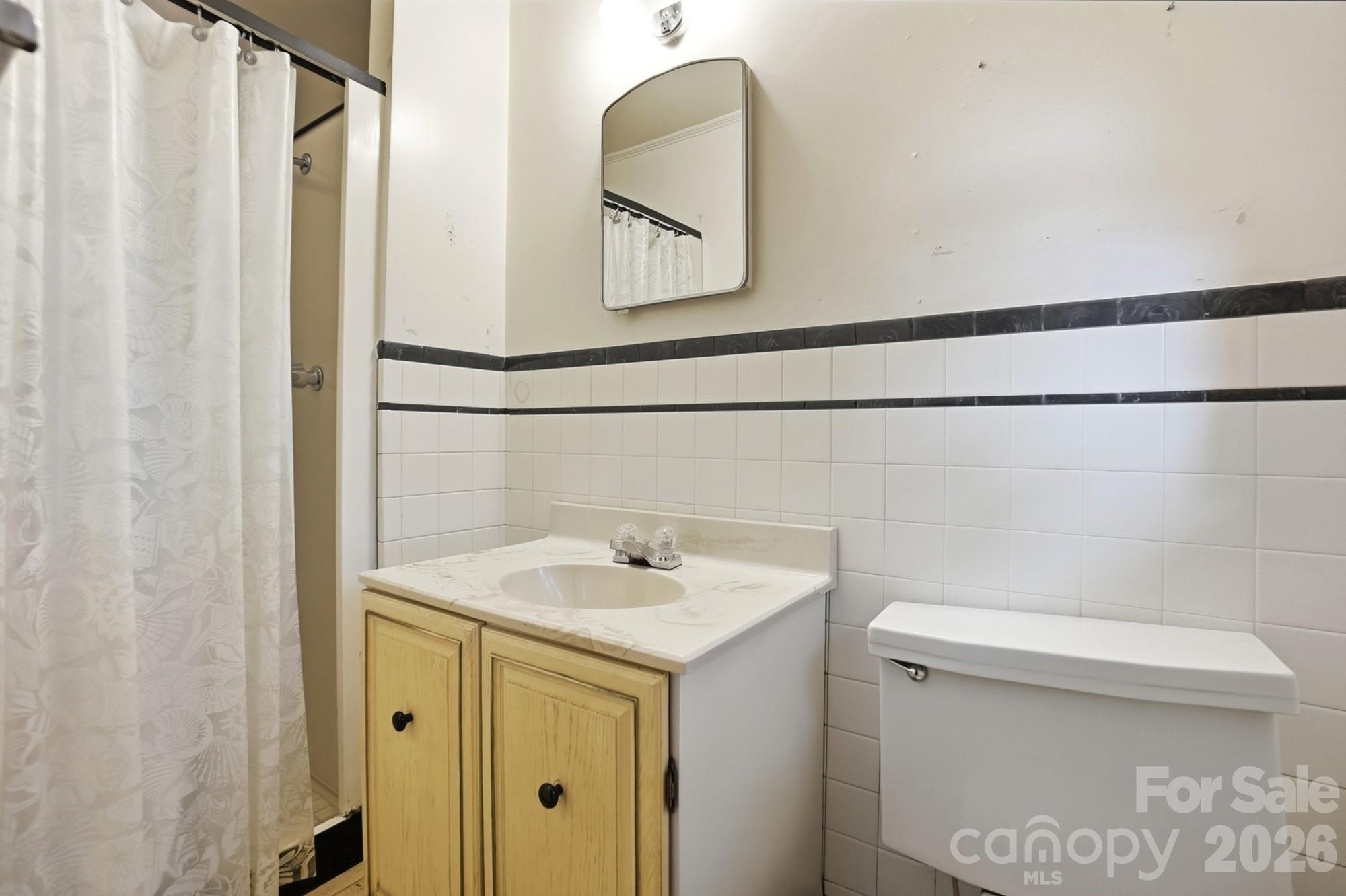 610 Laurel Court Property Photo 20