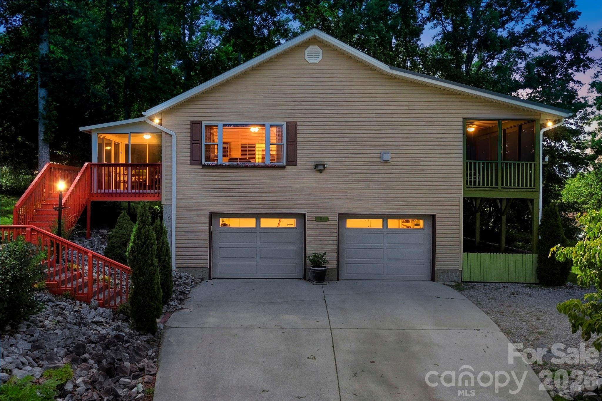81 Chestnut Lane Property Photo 3