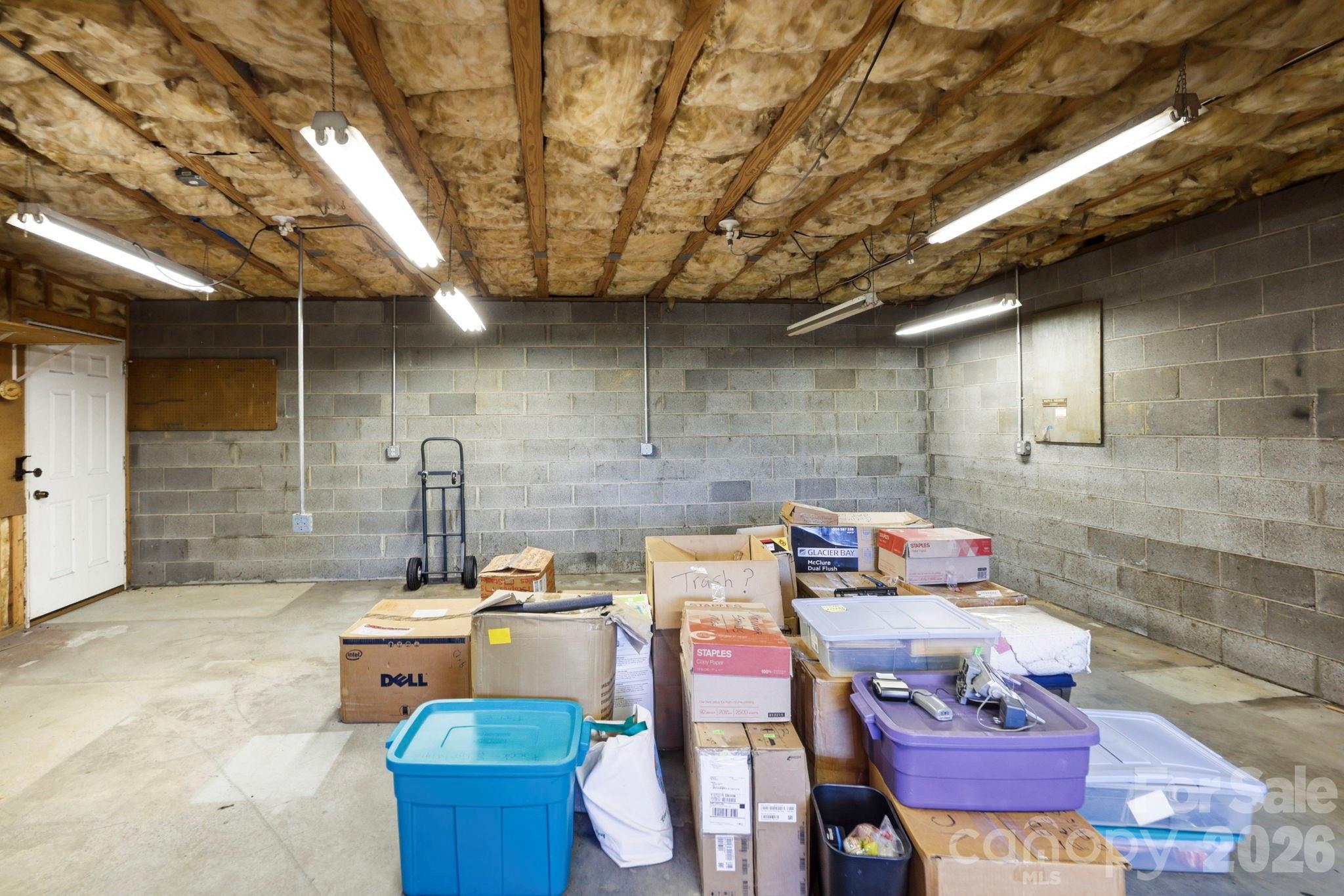 81 Chestnut Lane Property Photo 41