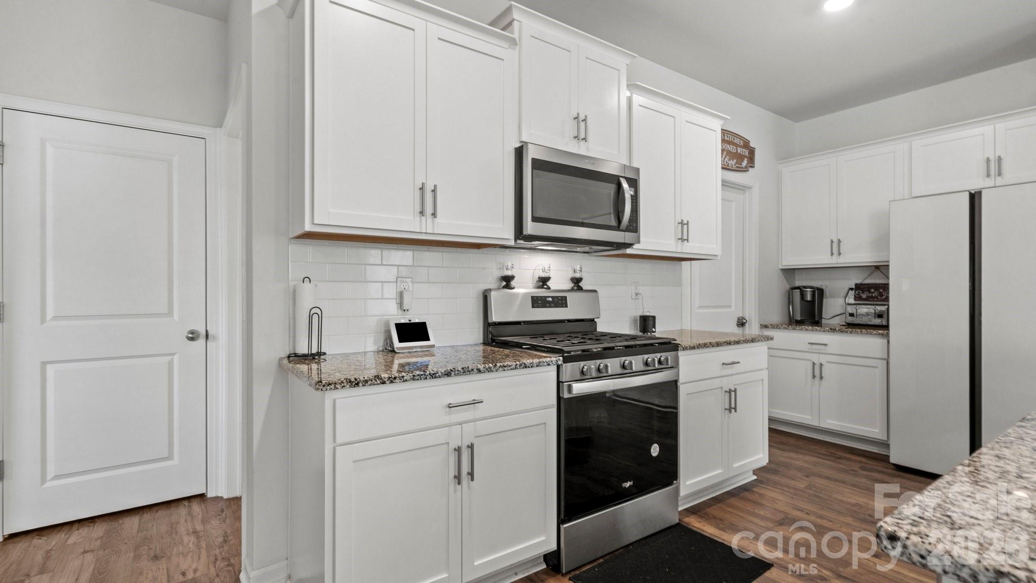 110 Meadow View Drive Property Photo 15