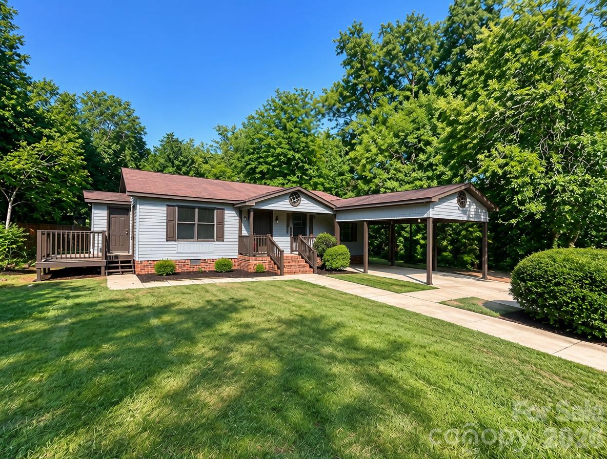 115 E Geroid Street Property Photo 1