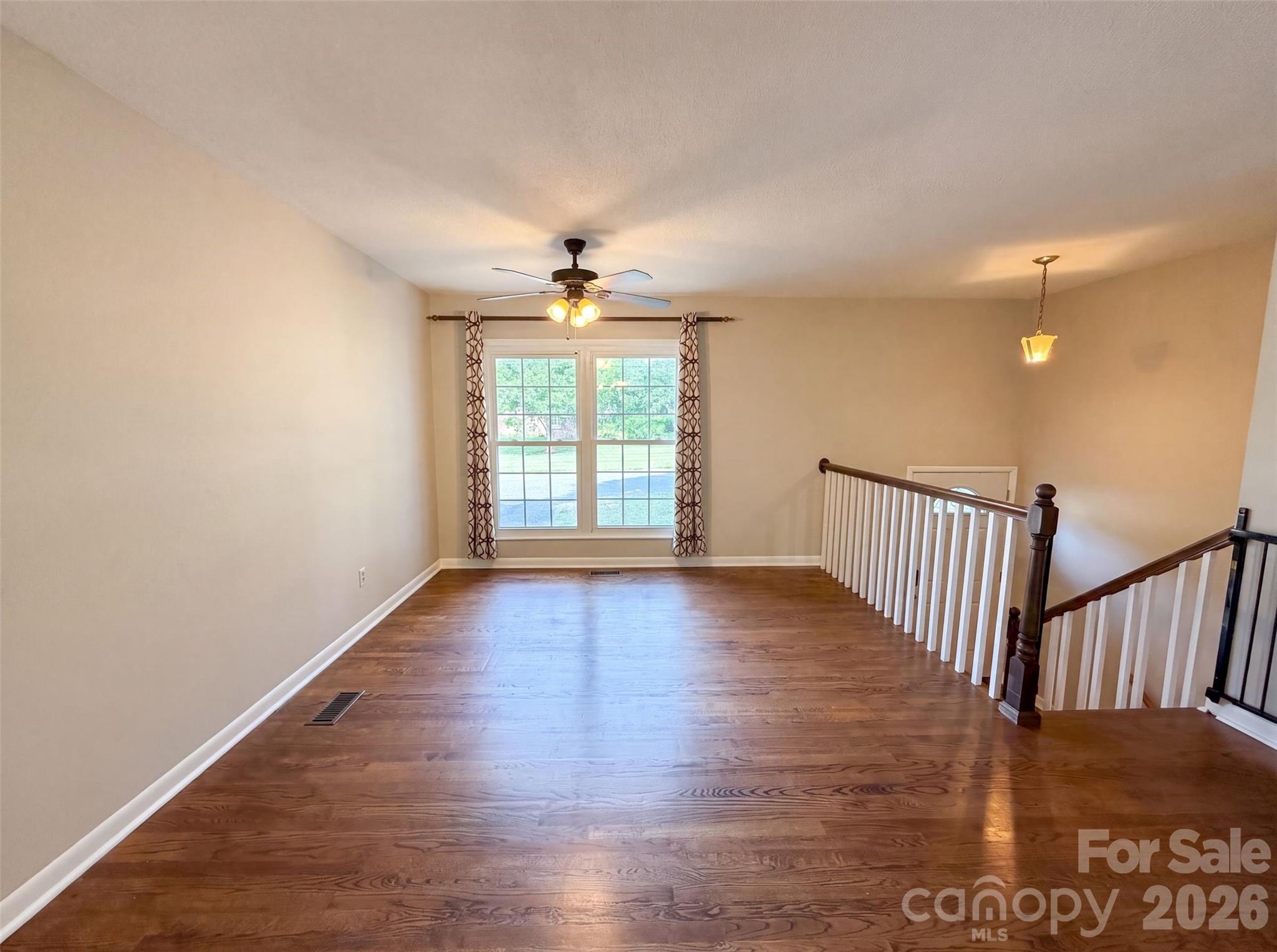 1716 Timberlane Street Property Photo 9