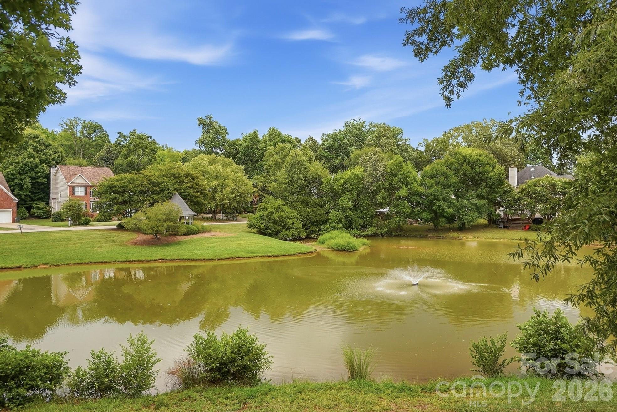 2628 Whitehall Court Property Photo 6