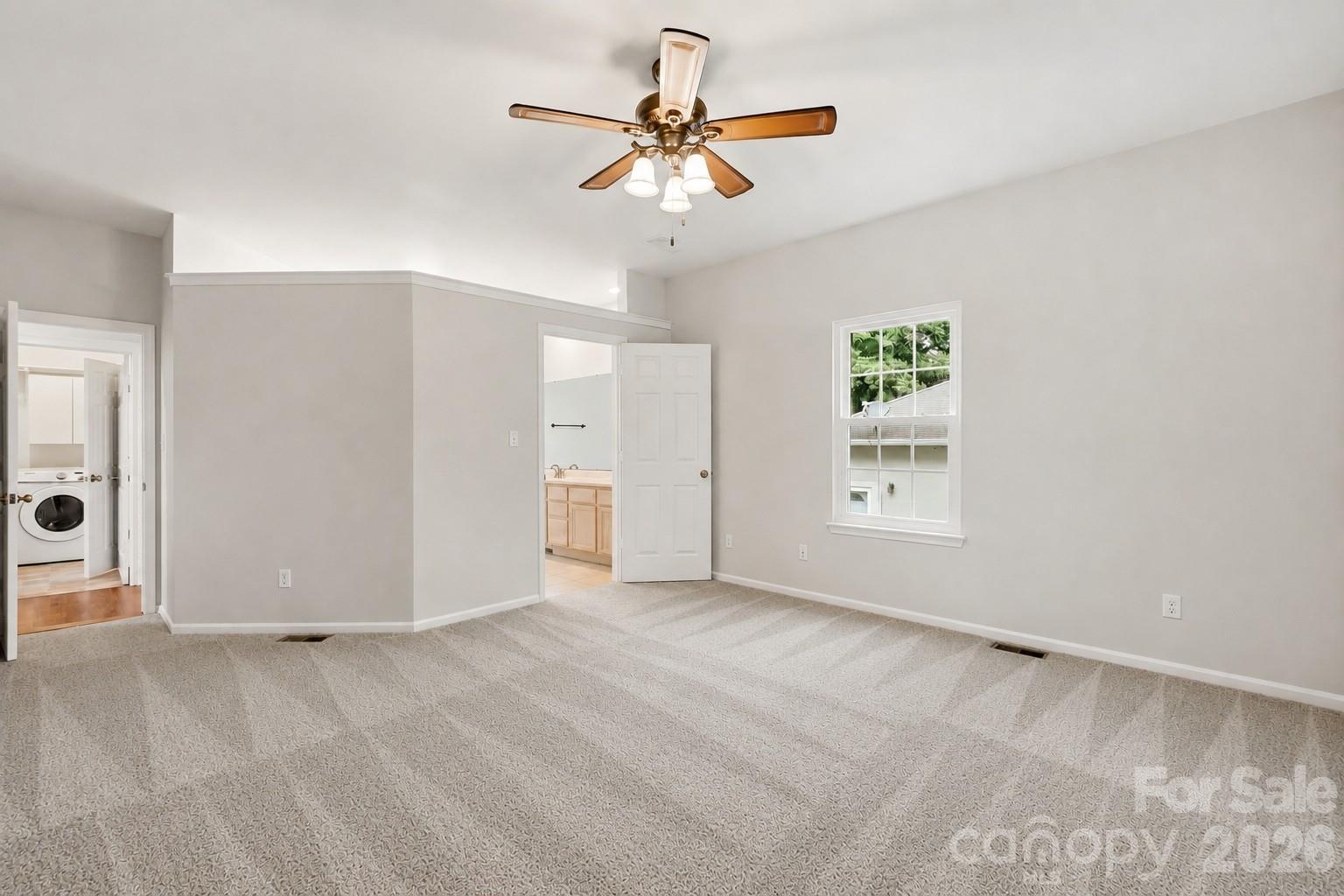 2628 Whitehall Court Property Photo 18