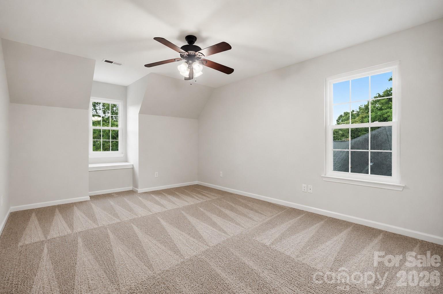 2628 Whitehall Court Property Photo 28