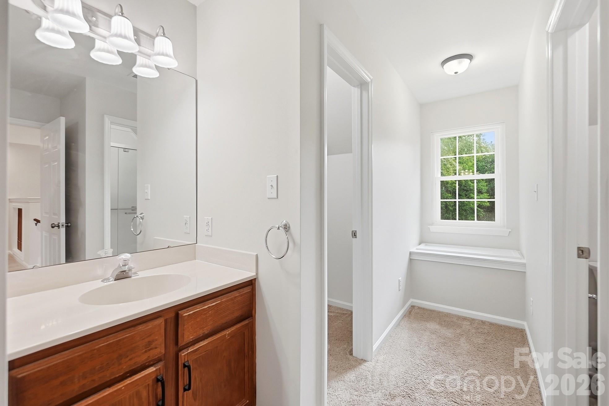 2628 Whitehall Court Property Photo 31