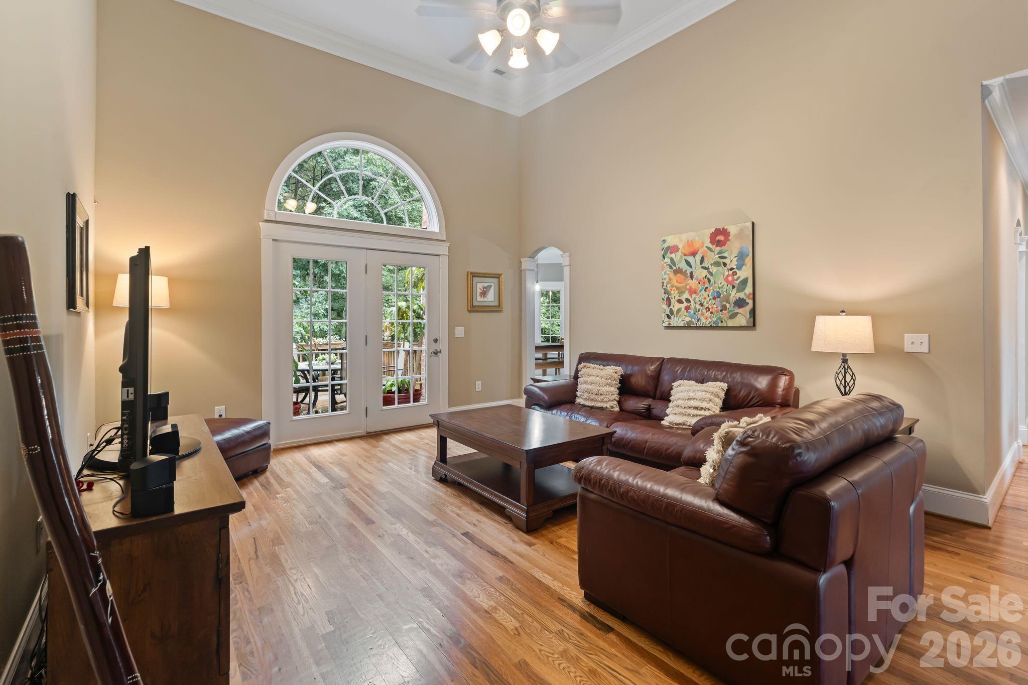 138 Fox Hunt Drive Property Photo 7