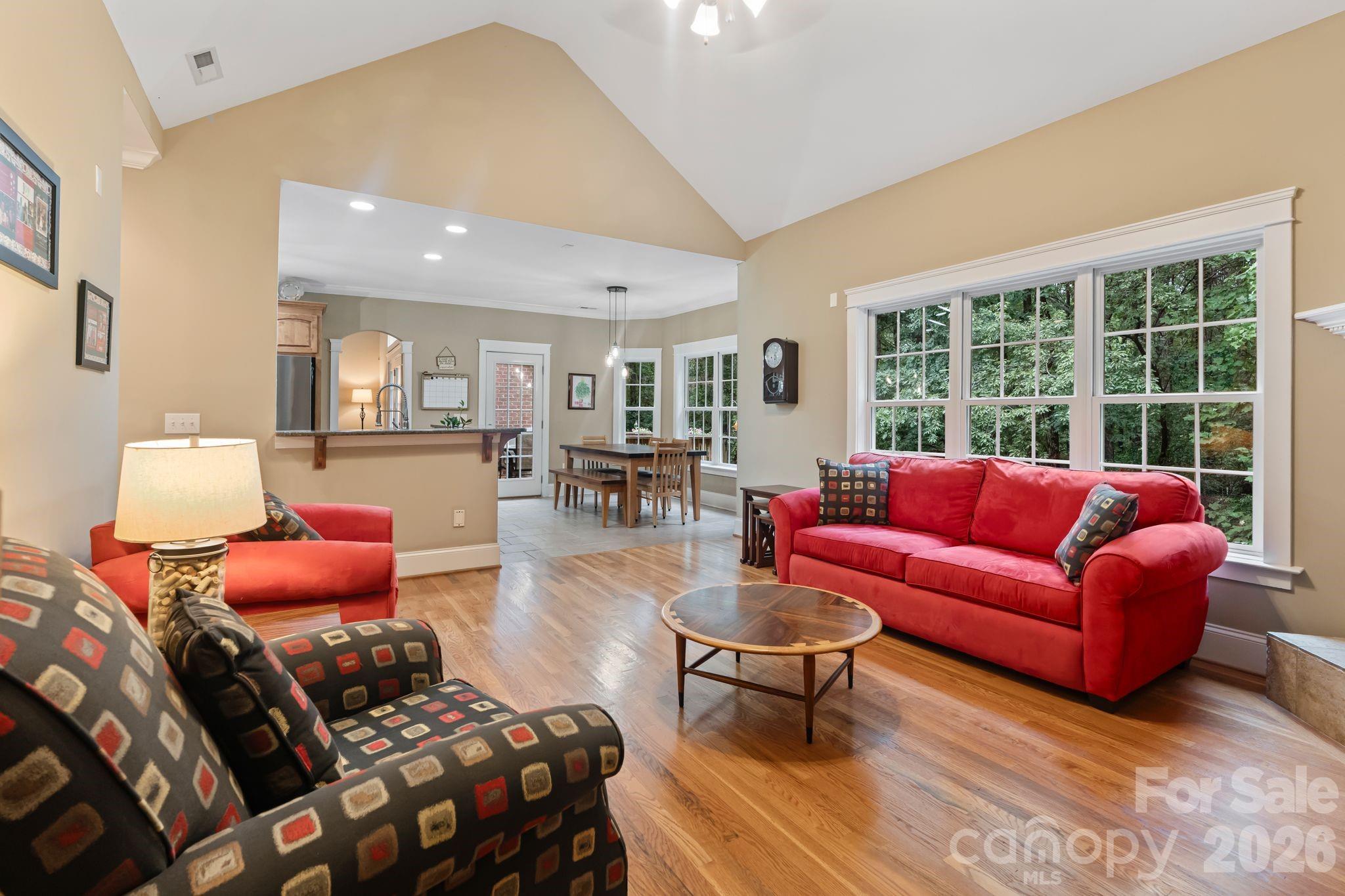 138 Fox Hunt Drive Property Photo 10