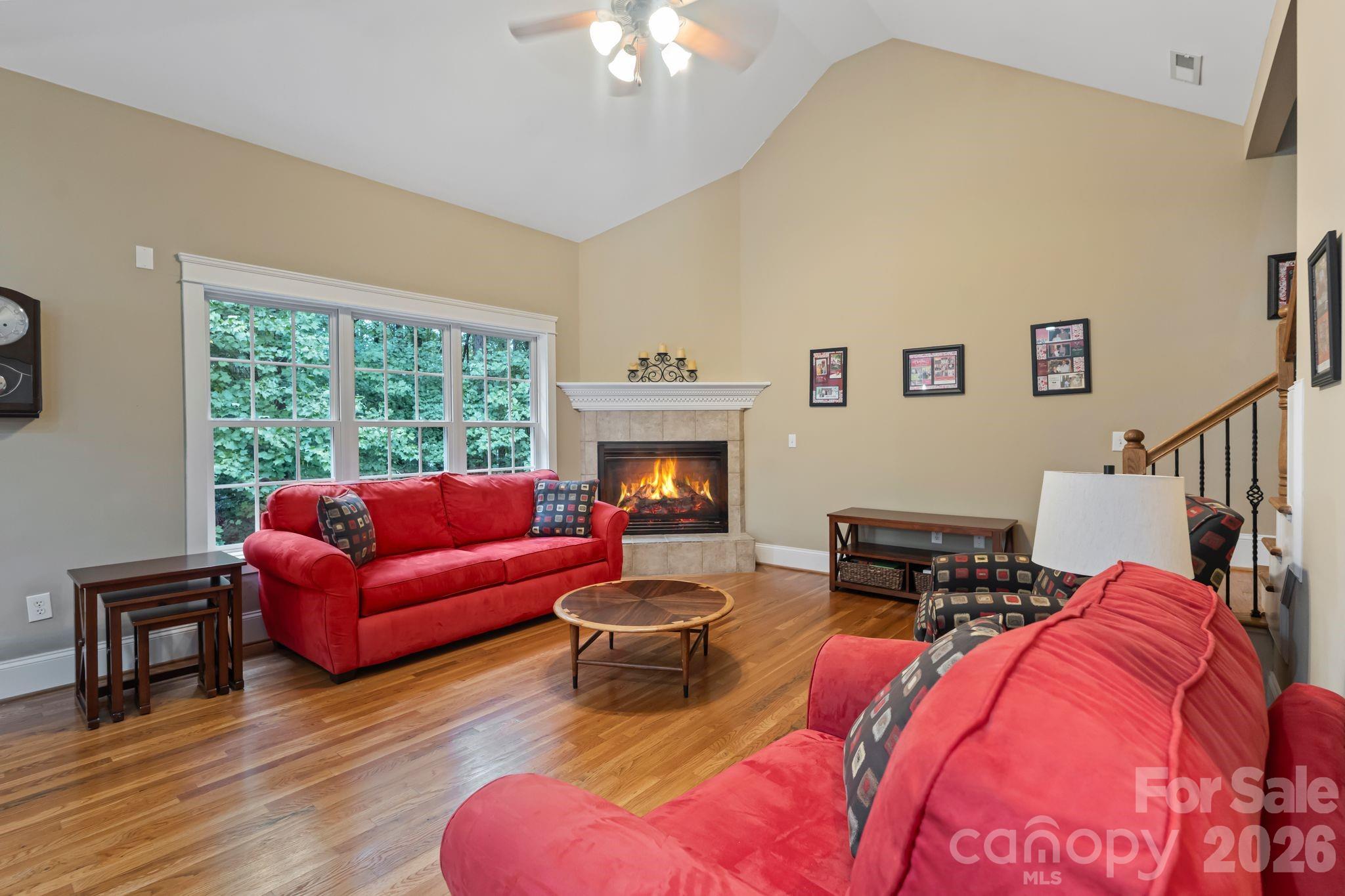 138 Fox Hunt Drive Property Photo 12