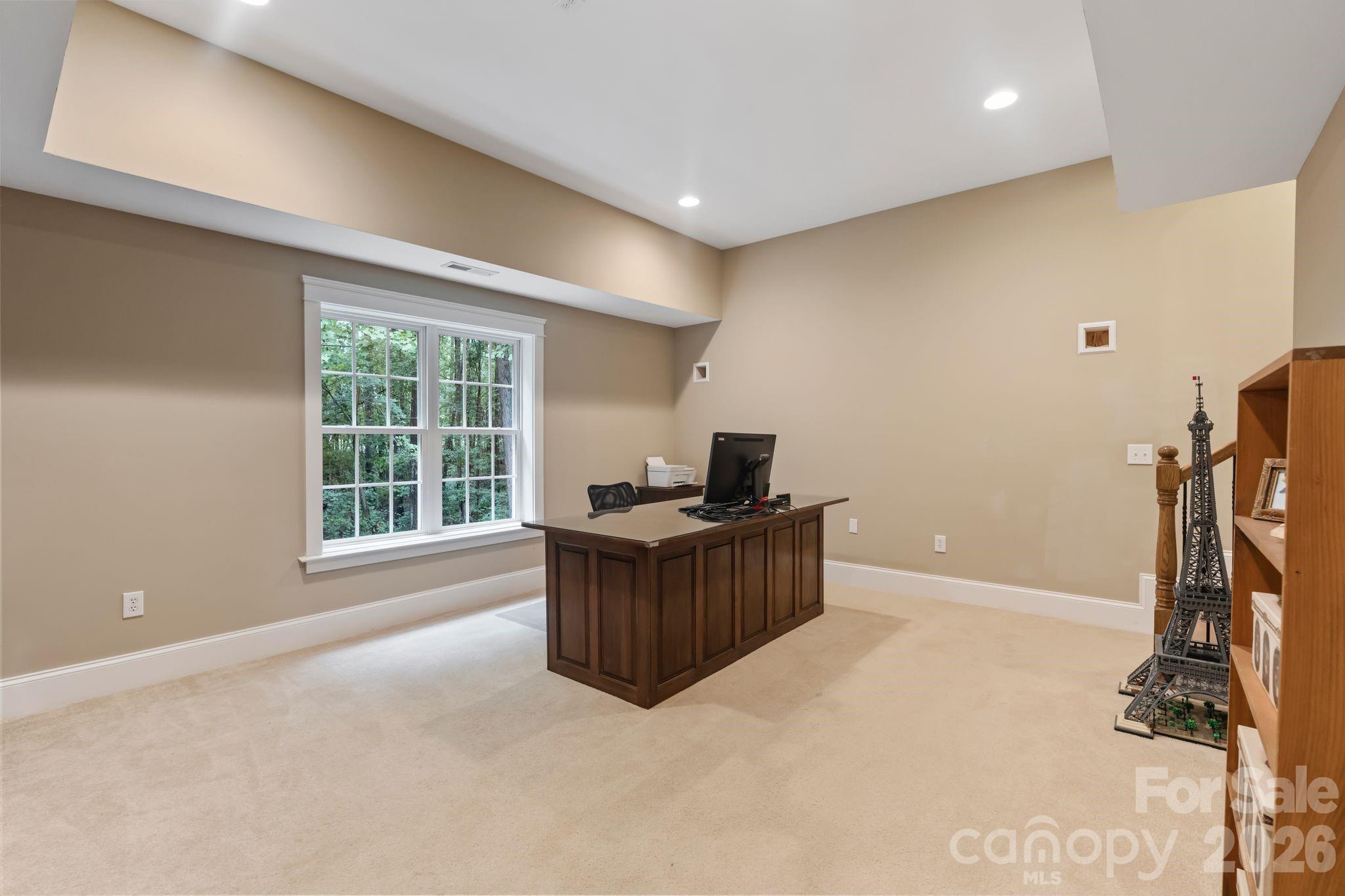 138 Fox Hunt Drive Property Photo 35