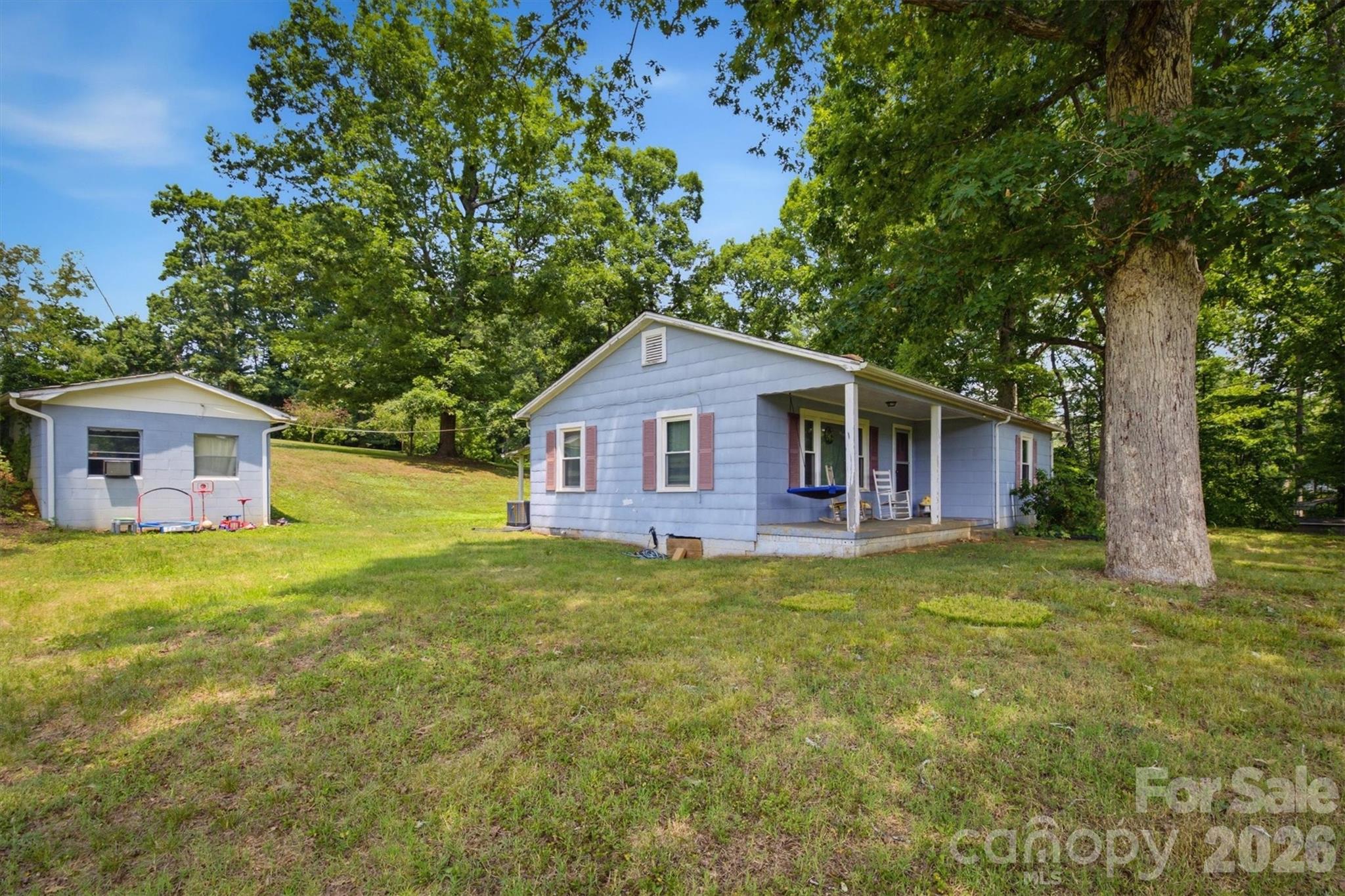3769 Cameron Place Property Photo 4