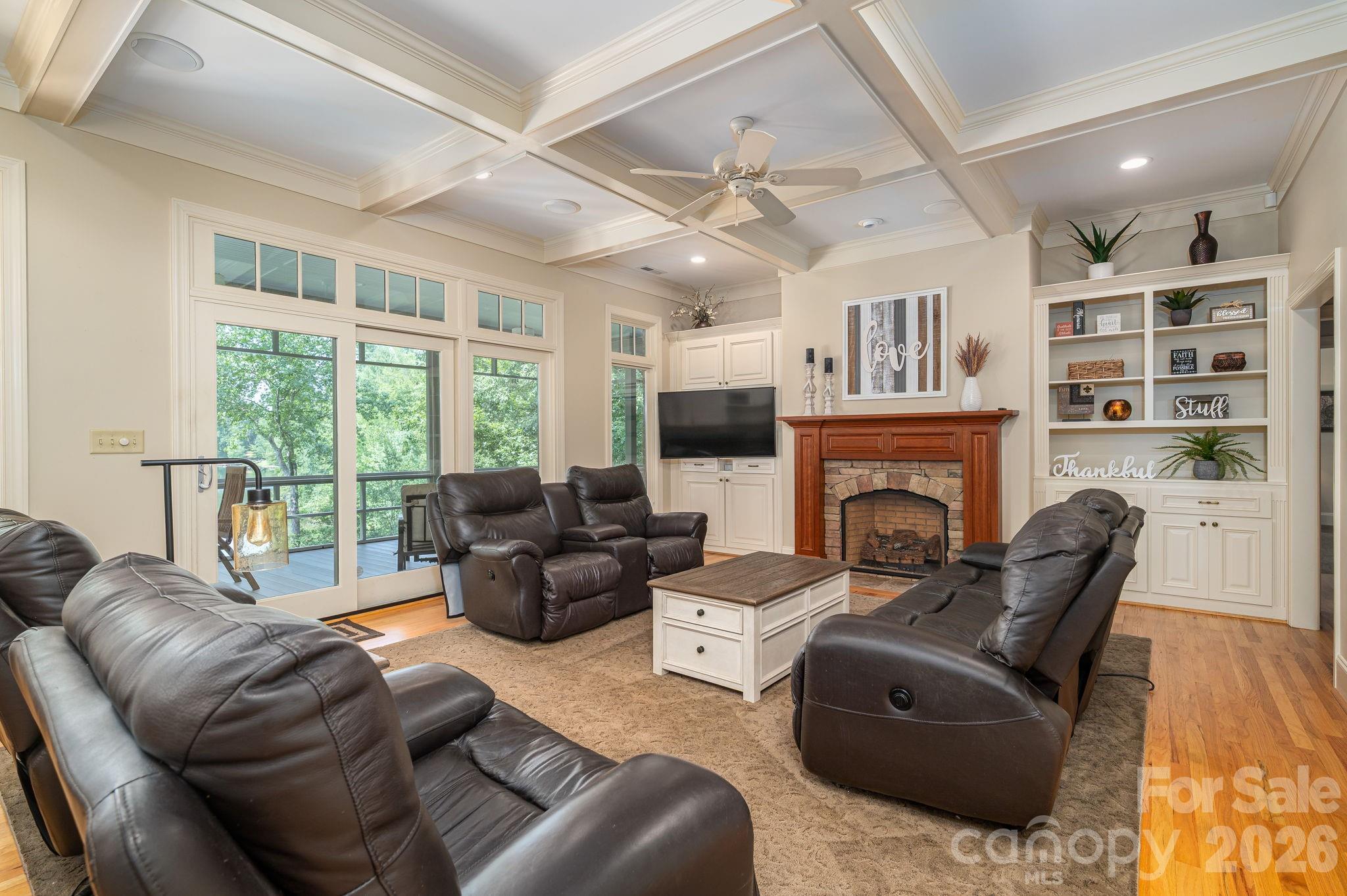 237 Conifer Way Property Photo 7