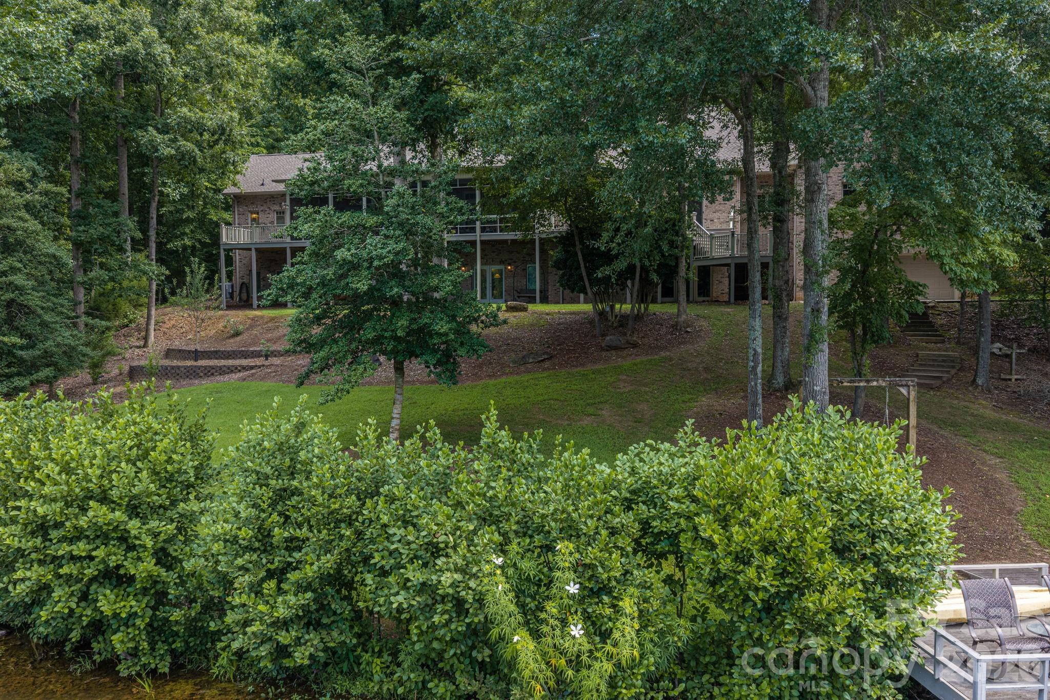 237 Conifer Way Property Photo 32