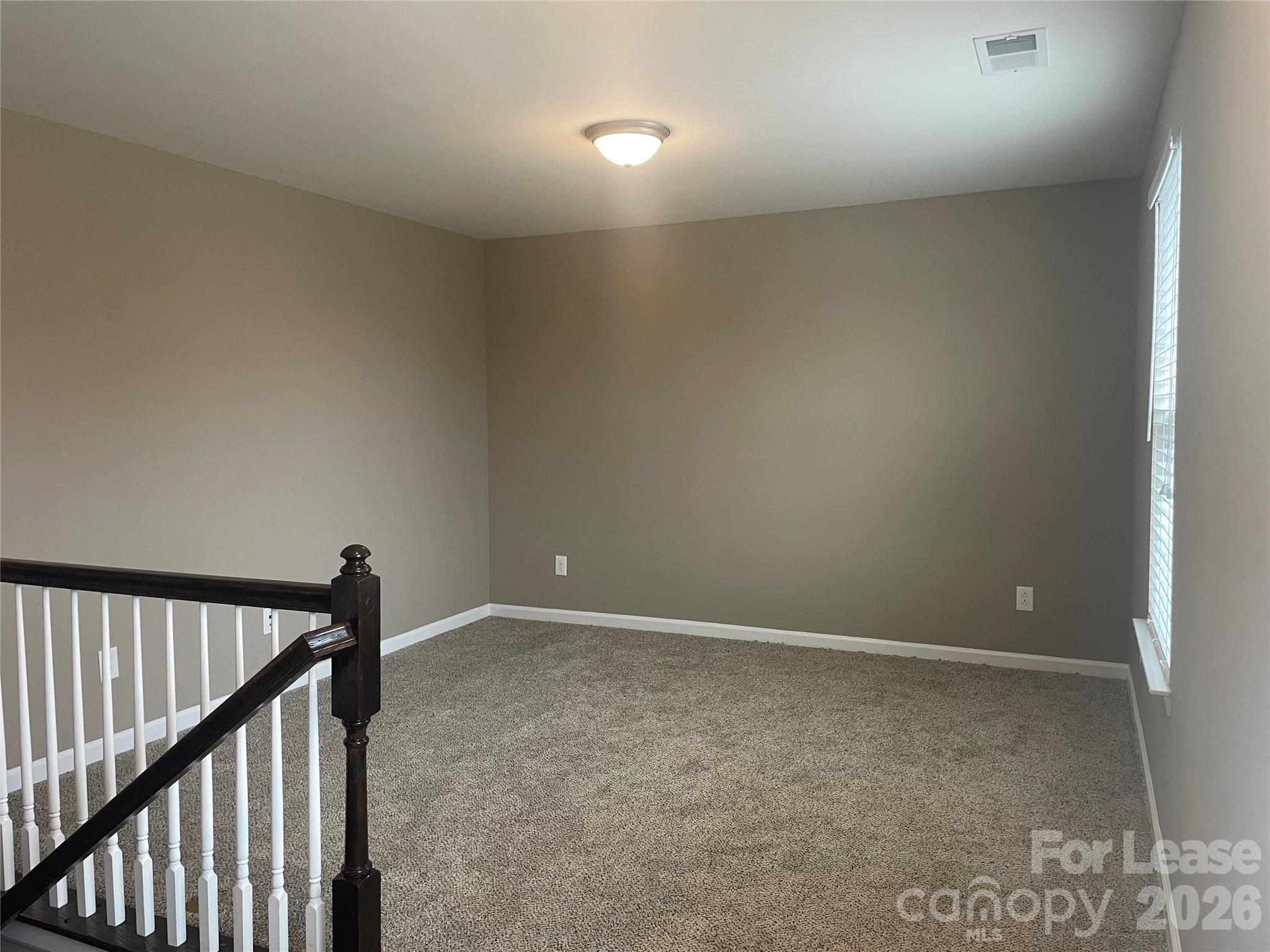 5712 Selkirkshire Road Property Photo 12