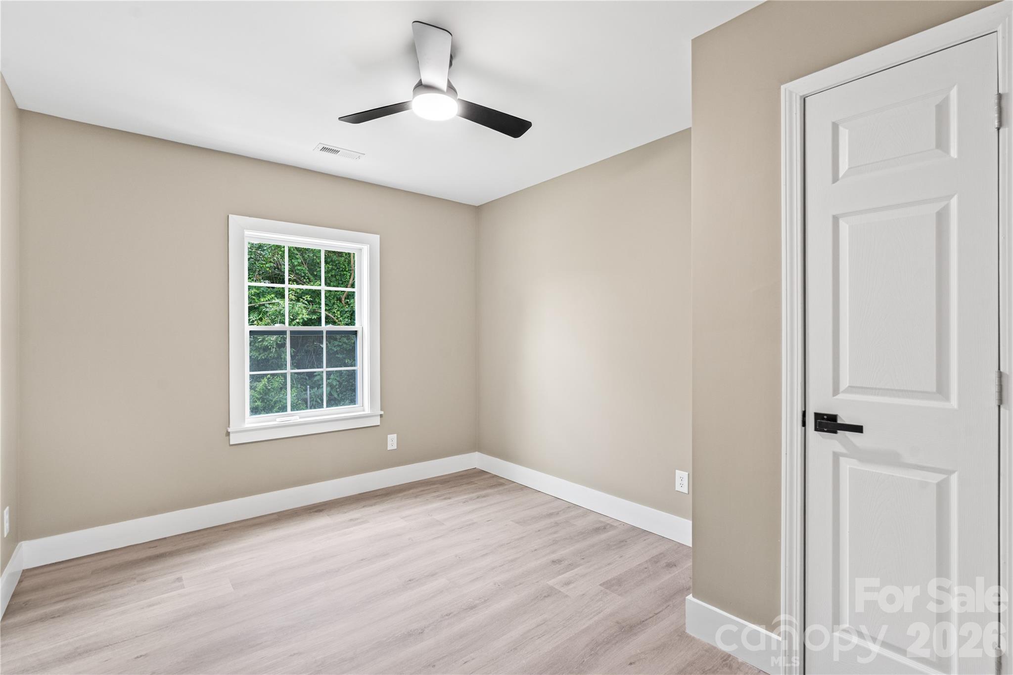 724 Webber Avenue Property Photo 10