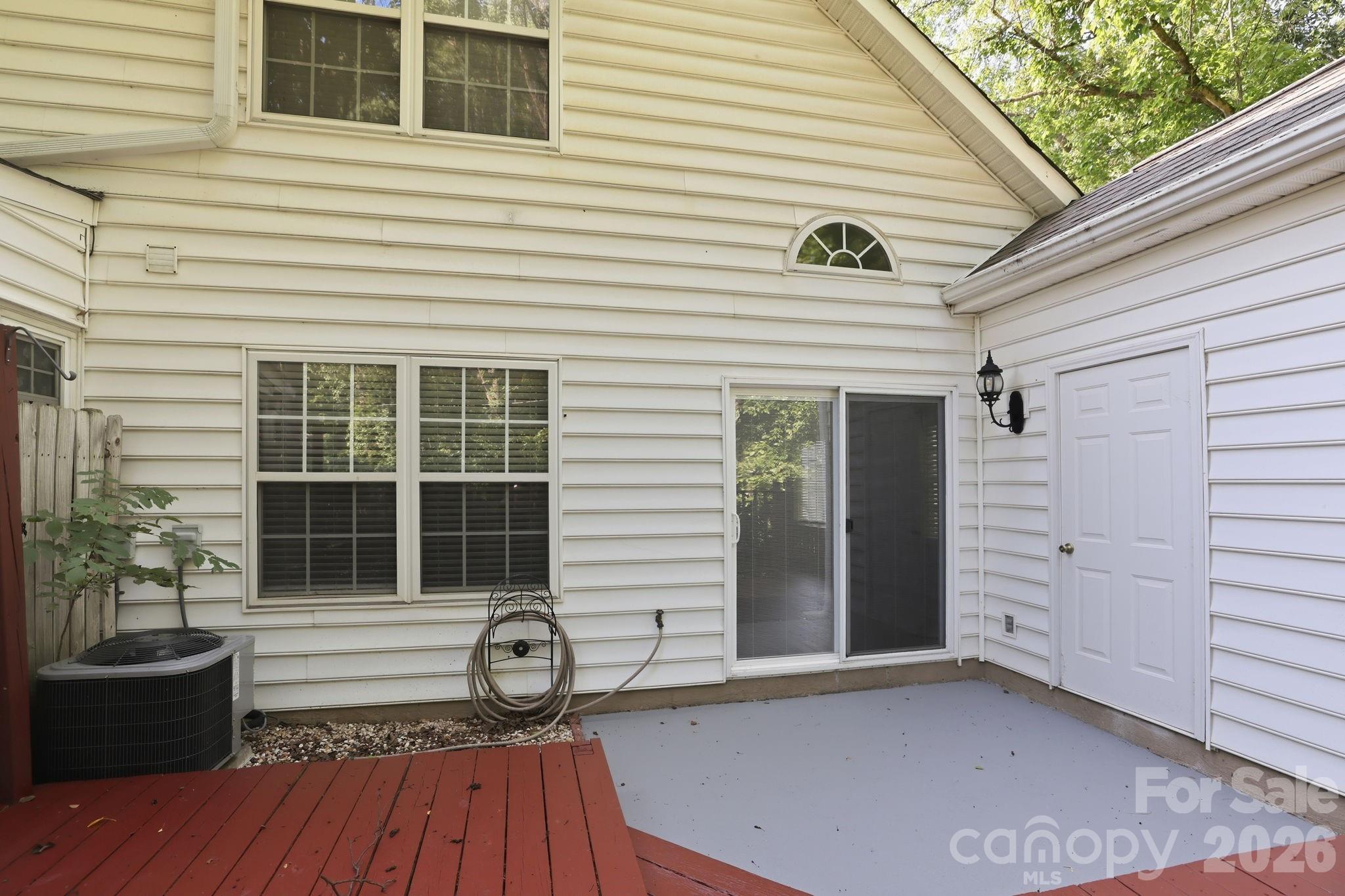 932 Heritage Parkway Property Photo 15