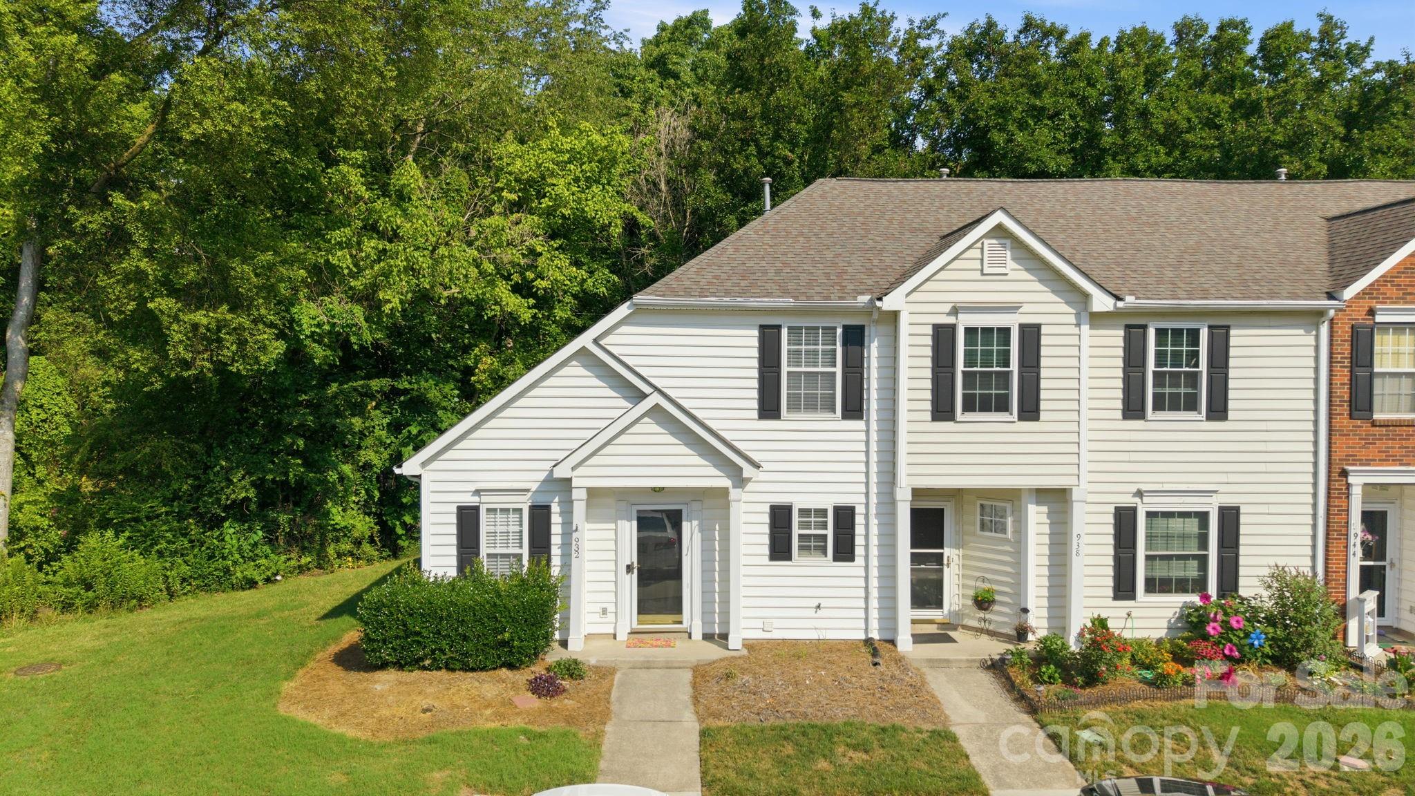 932 Heritage Parkway Property Photo 22
