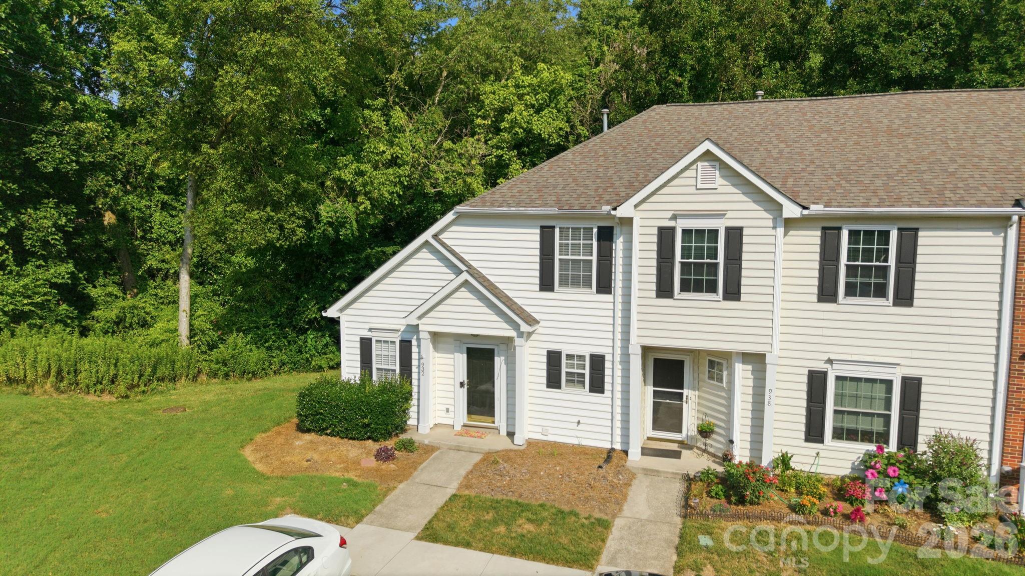 932 Heritage Parkway Property Photo 23