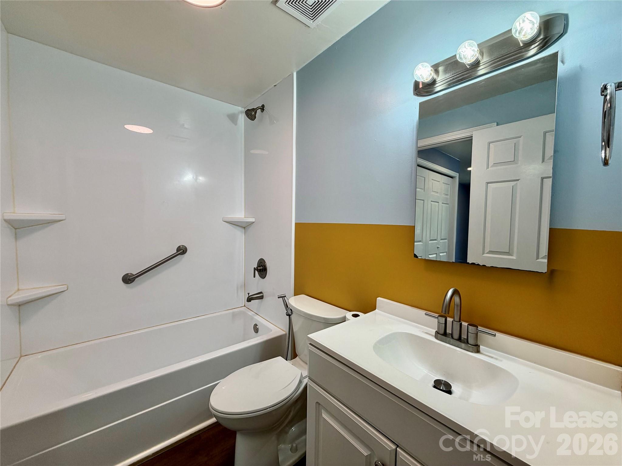 9604 Vinca Circle E Property Photo 15