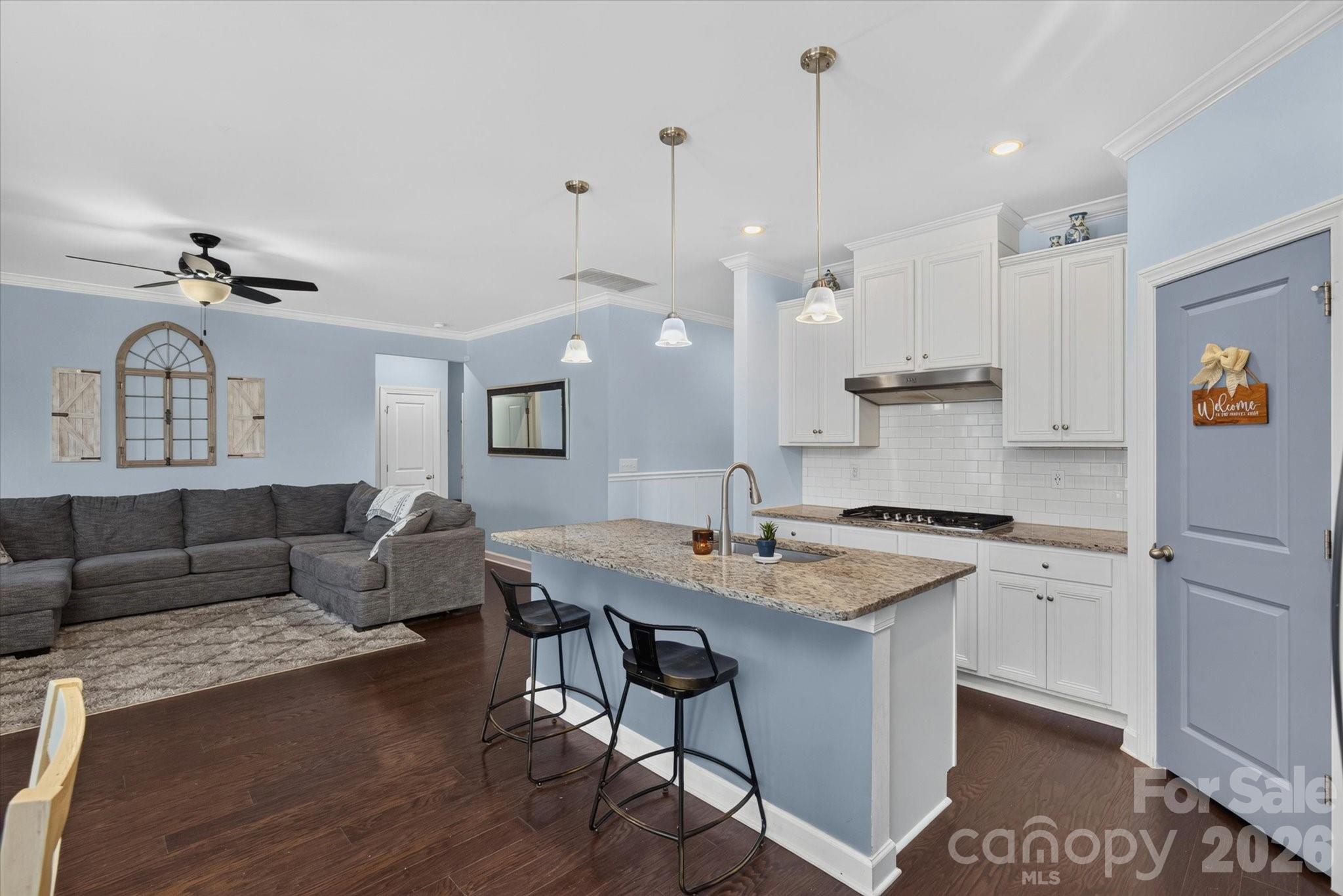 2116 Poplar Ridge Drive Property Photo 4