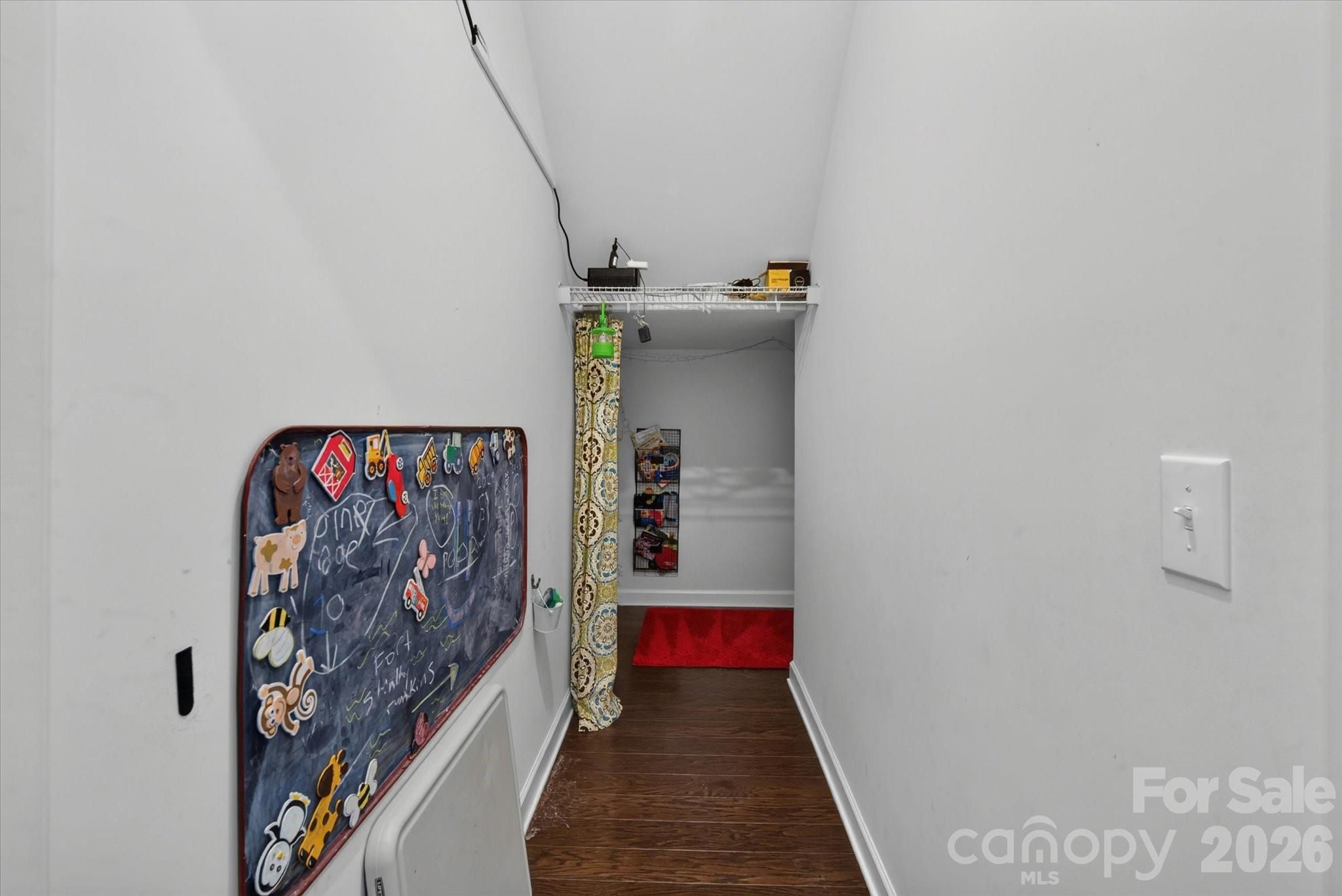 2116 Poplar Ridge Drive Property Photo 12