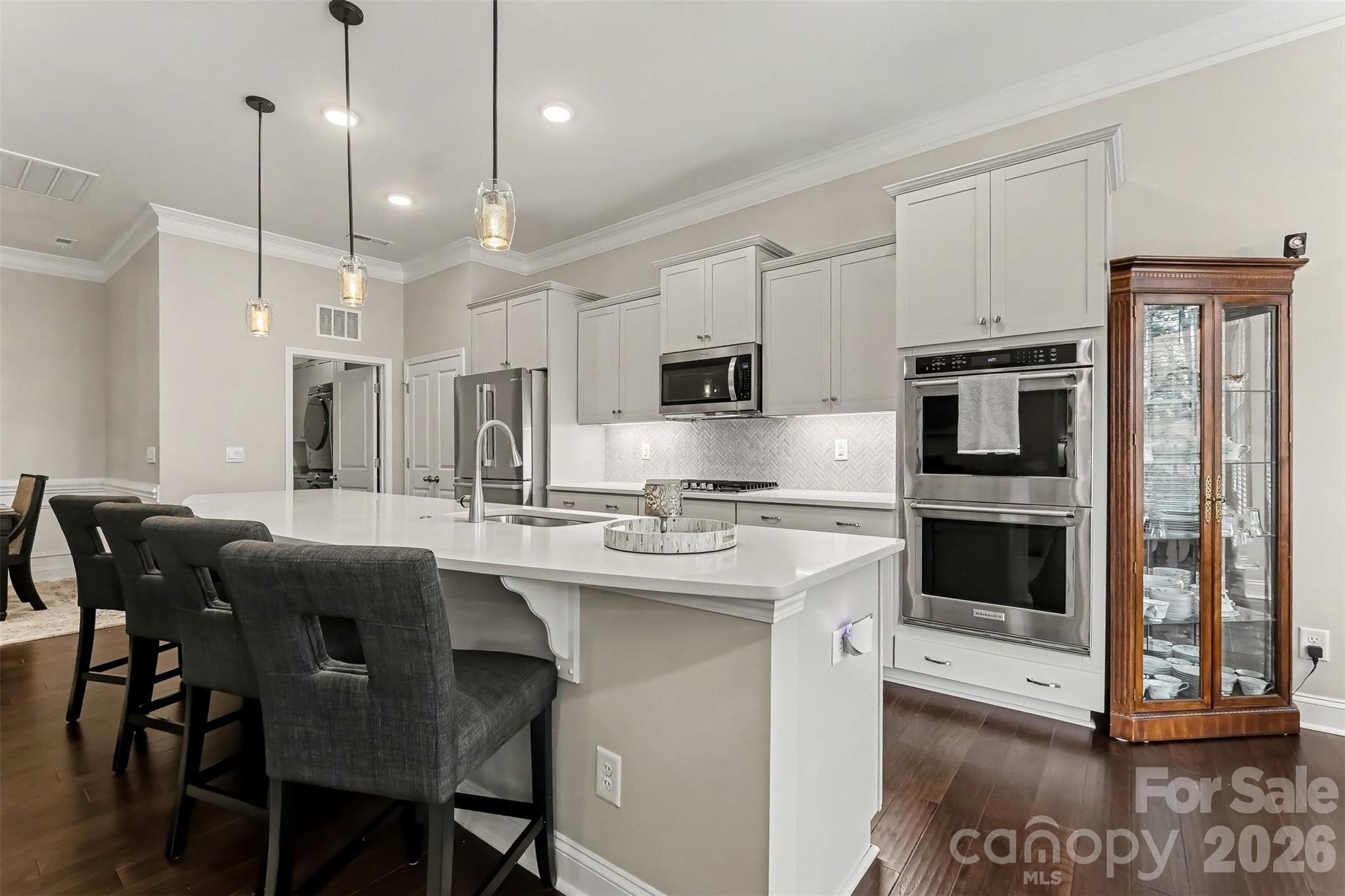 676 Latrobe Drive 315 Property Photo 10