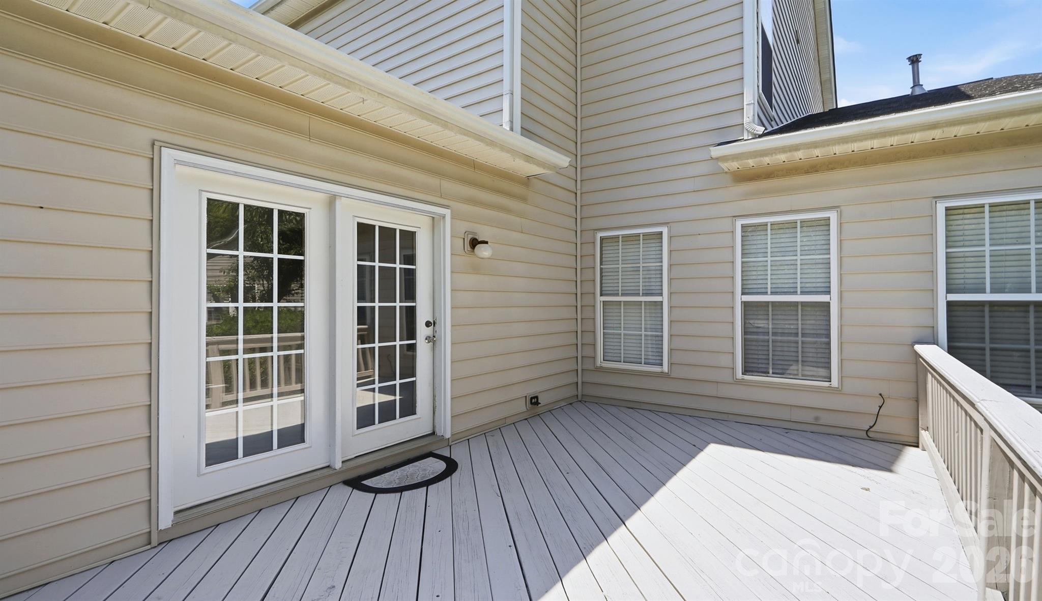 1010 Hamstead Court Property Photo 13