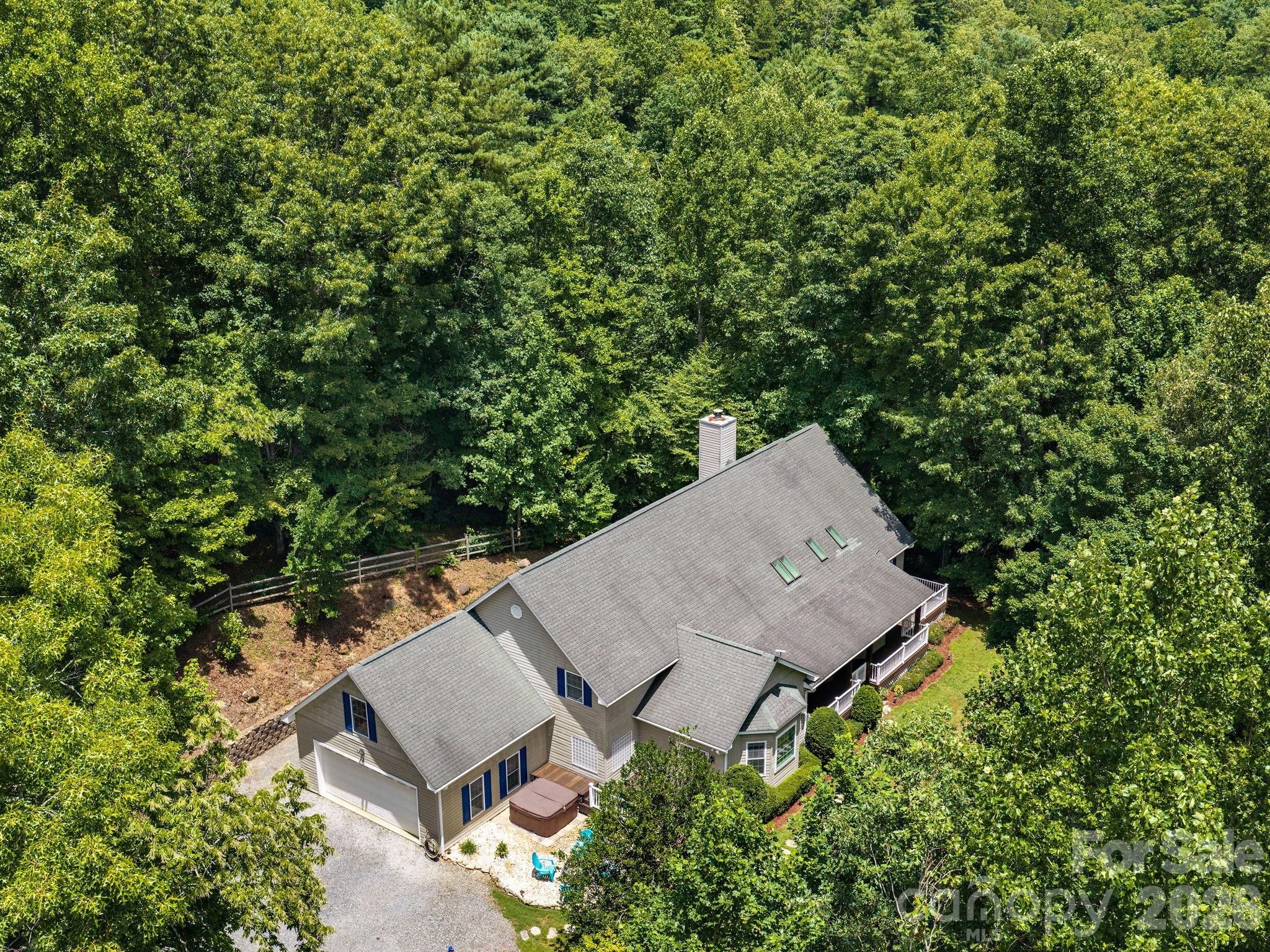 49 Indian Ridge Trail Property Photo 7
