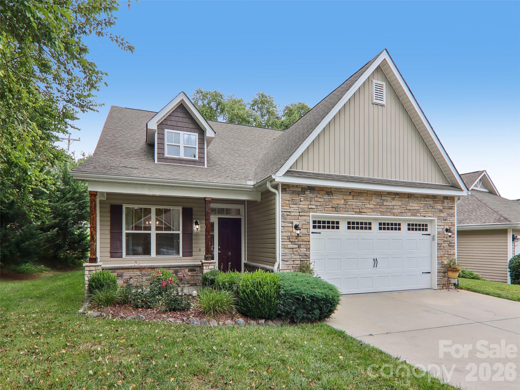 11 Eagle Pointe Way Property Photo 2