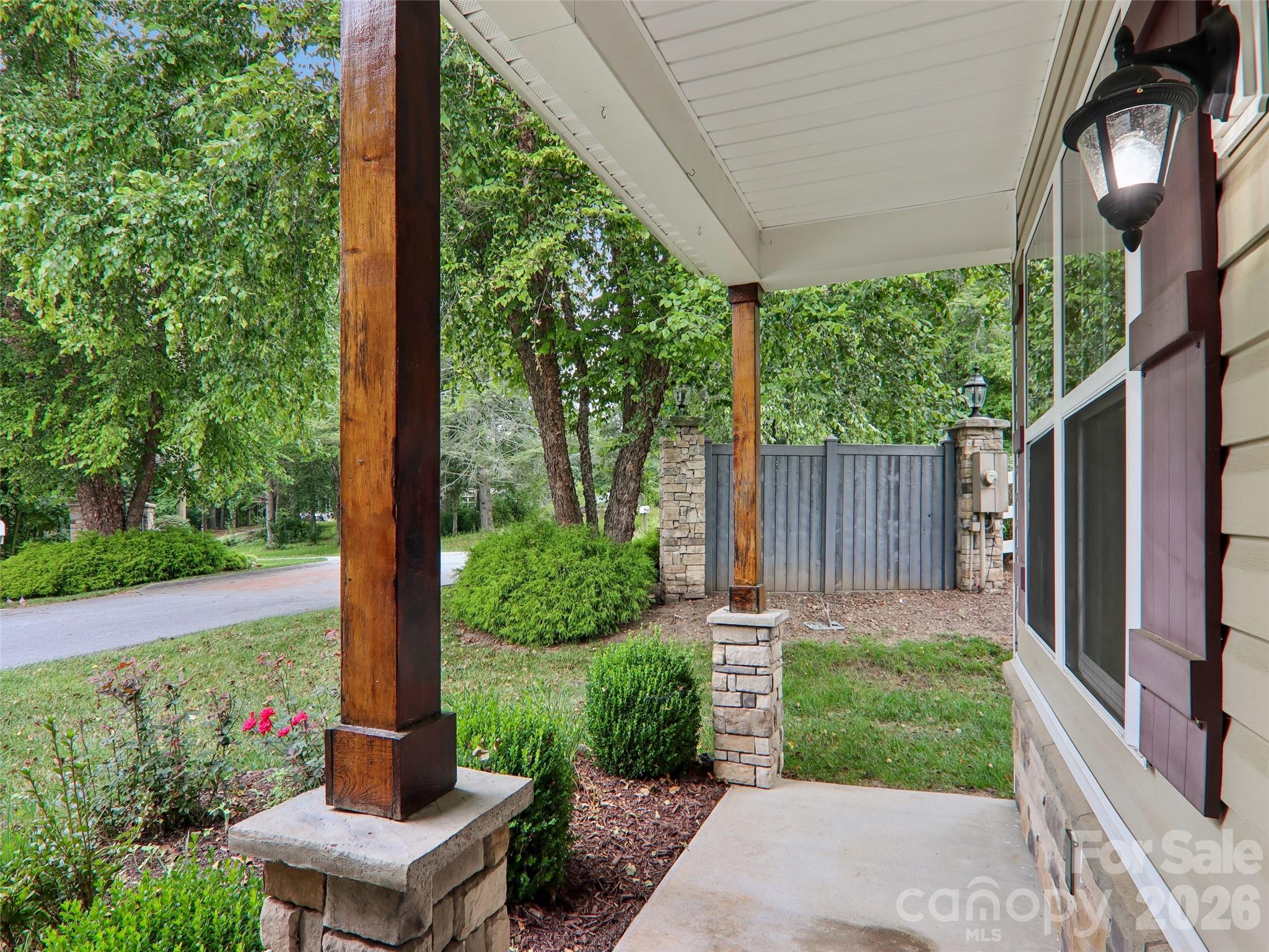 11 Eagle Pointe Way Property Photo 4
