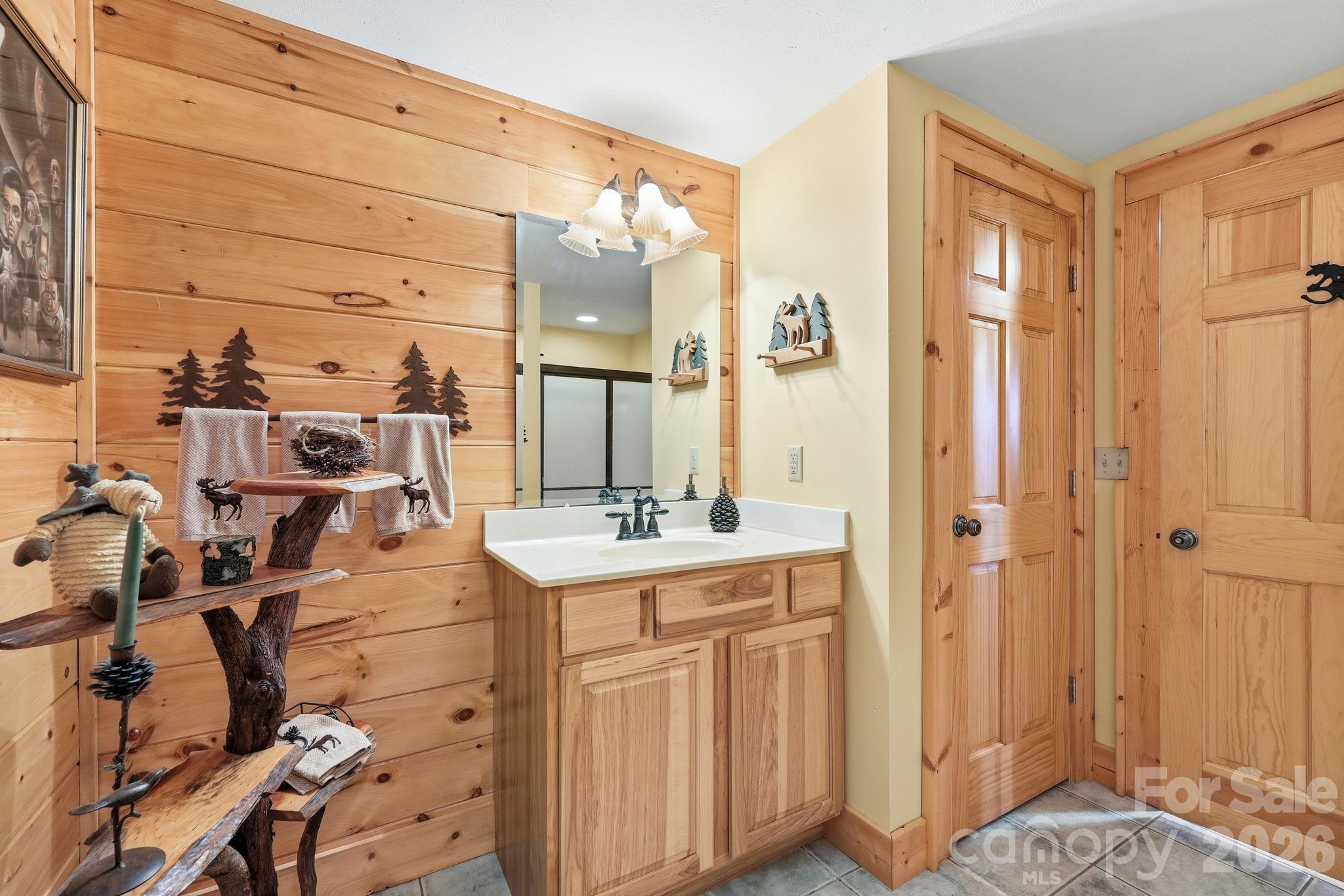 588 Tawodi Trail Property Photo 22