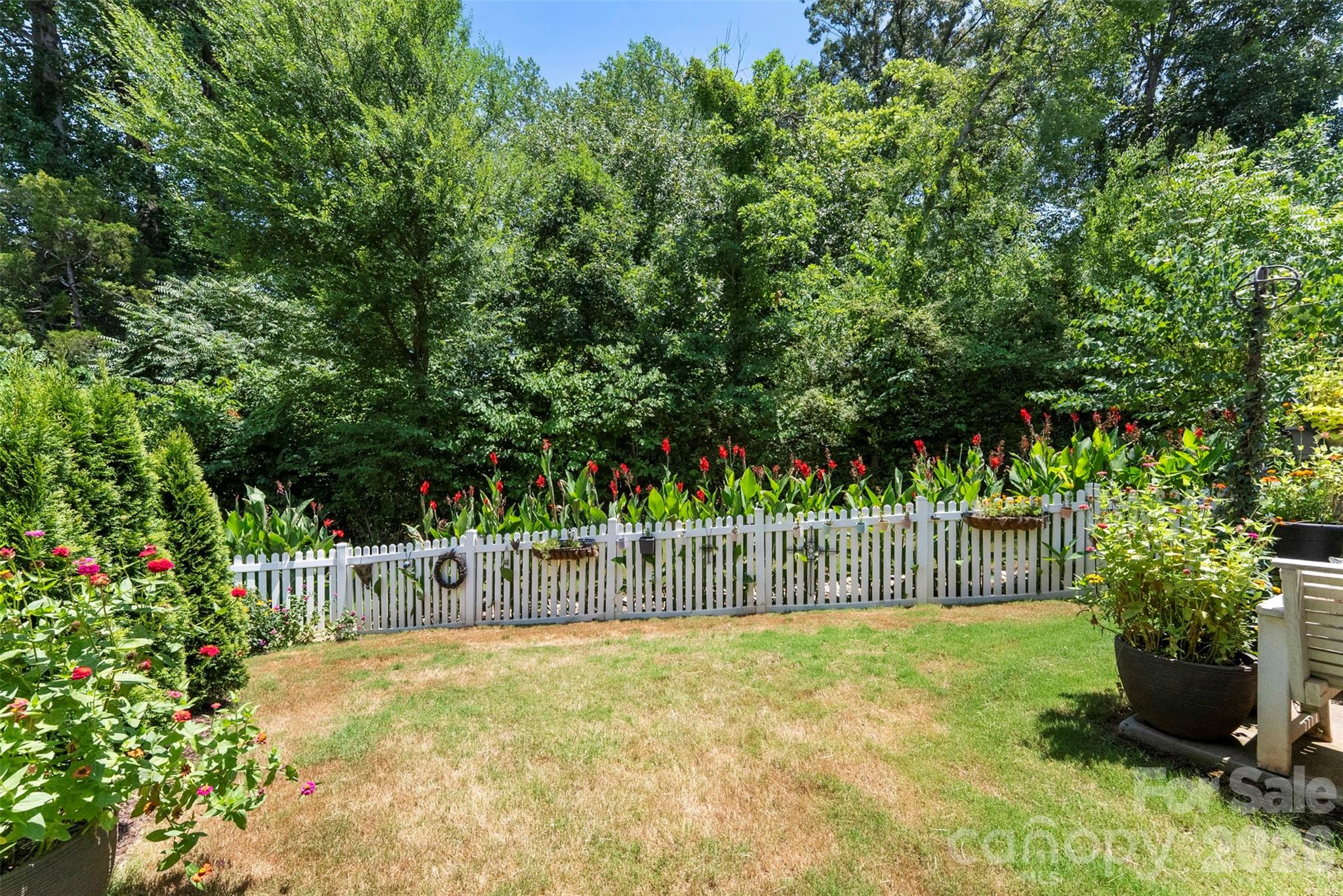 140 Beacon Drive A Property Photo 36