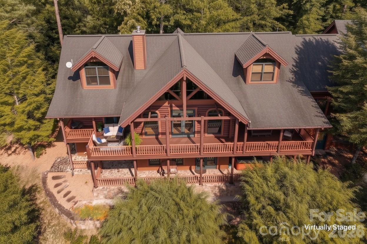 925 Appalachian Way Property Photo 1