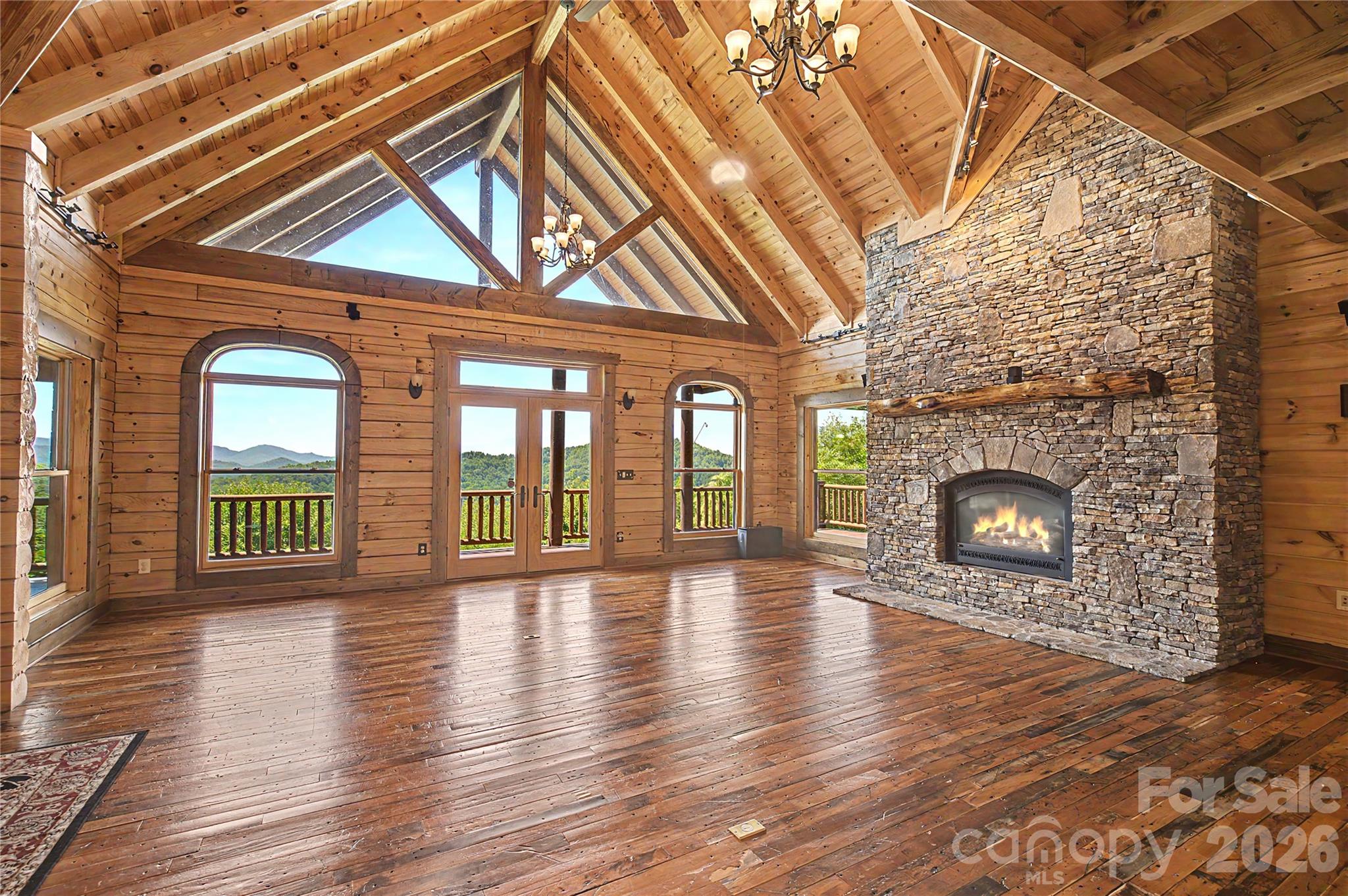 925 Appalachian Way Property Photo 7